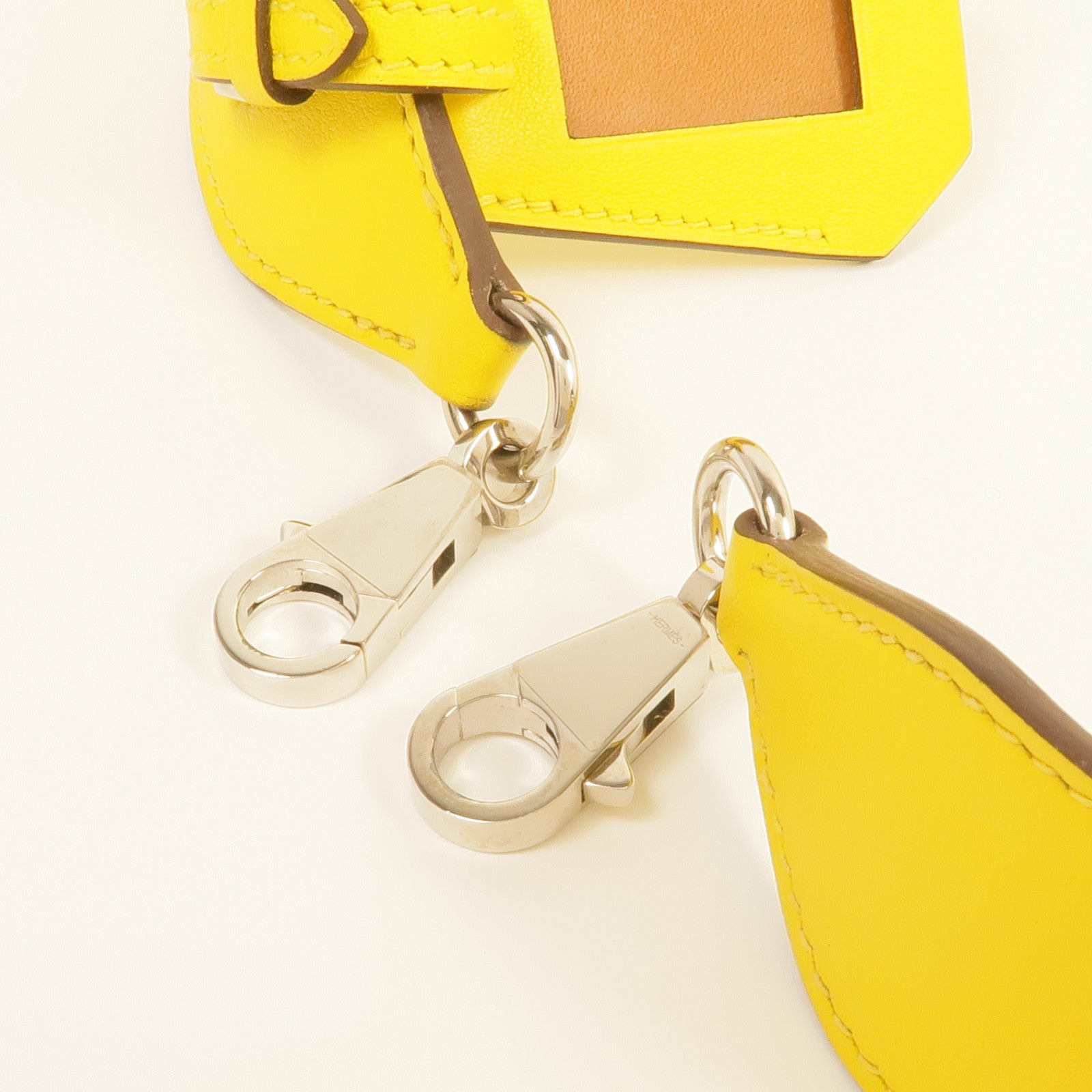 HERMES Swift皮革Shoulder Strap銀扣肩帶