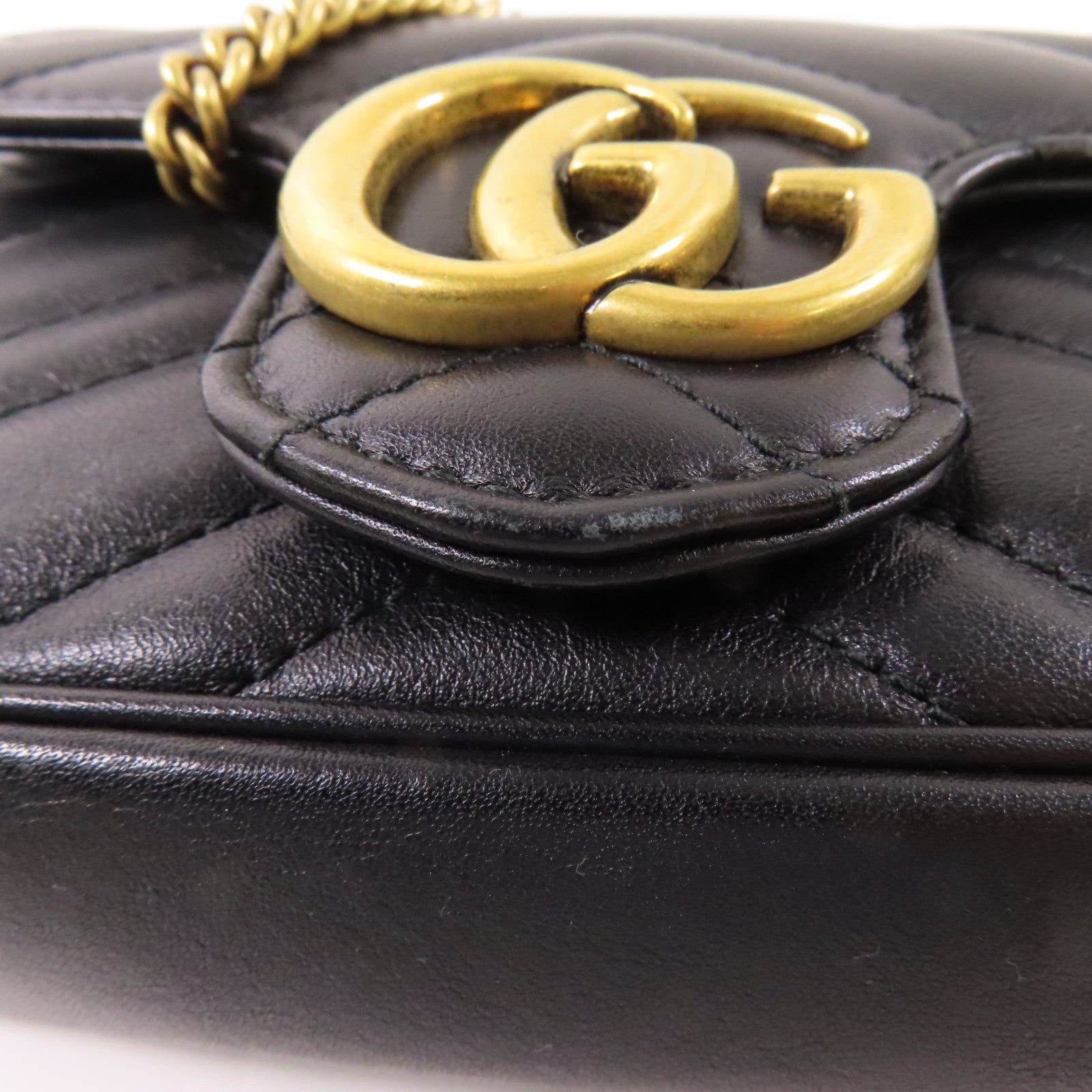 GUCCI Chevron皮革GG Marmont Super Mini Bag金扣鏈帶肩背袋