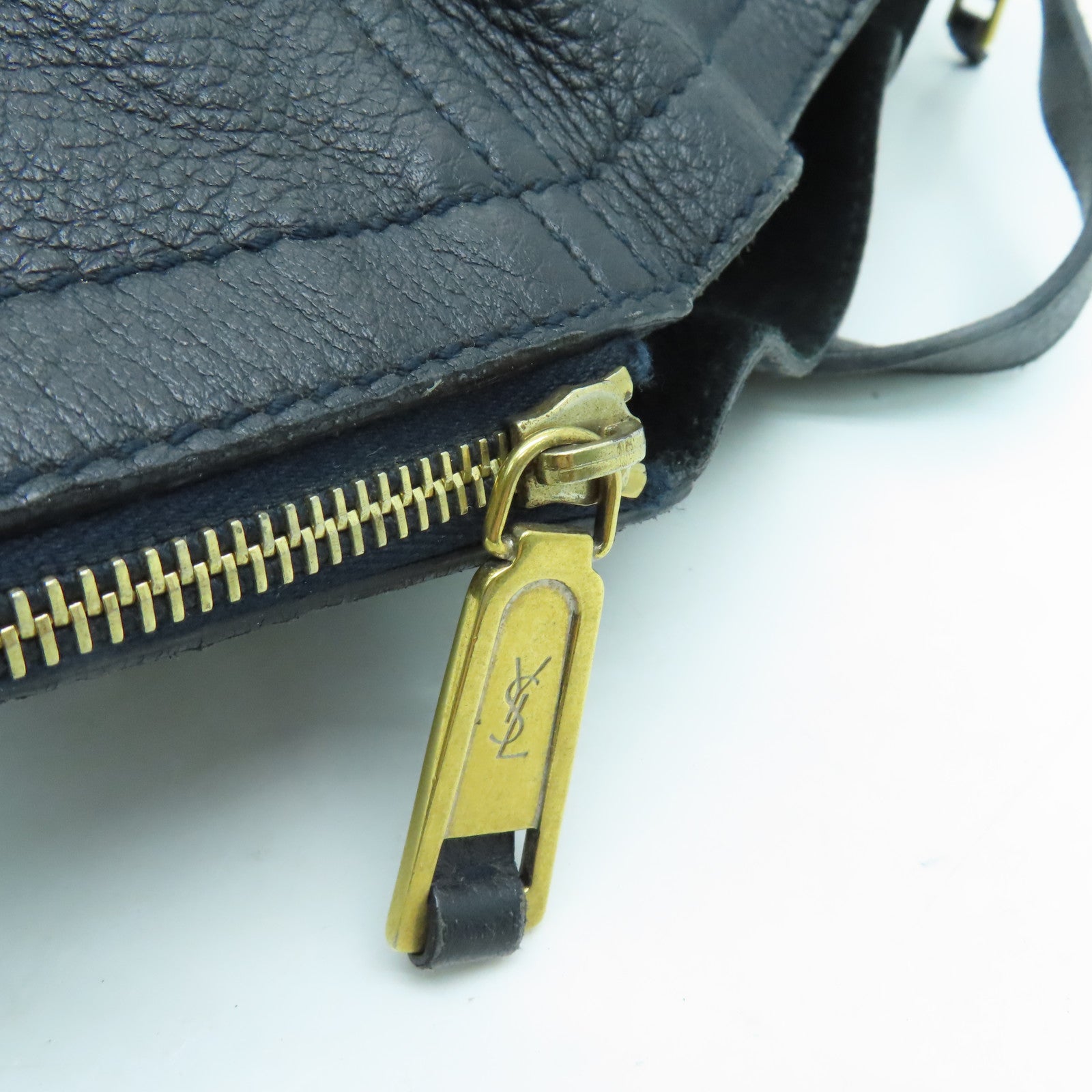 YVES SAINT LAURENT 牛皮皮革Tote Bag金扣手挽袋黑色