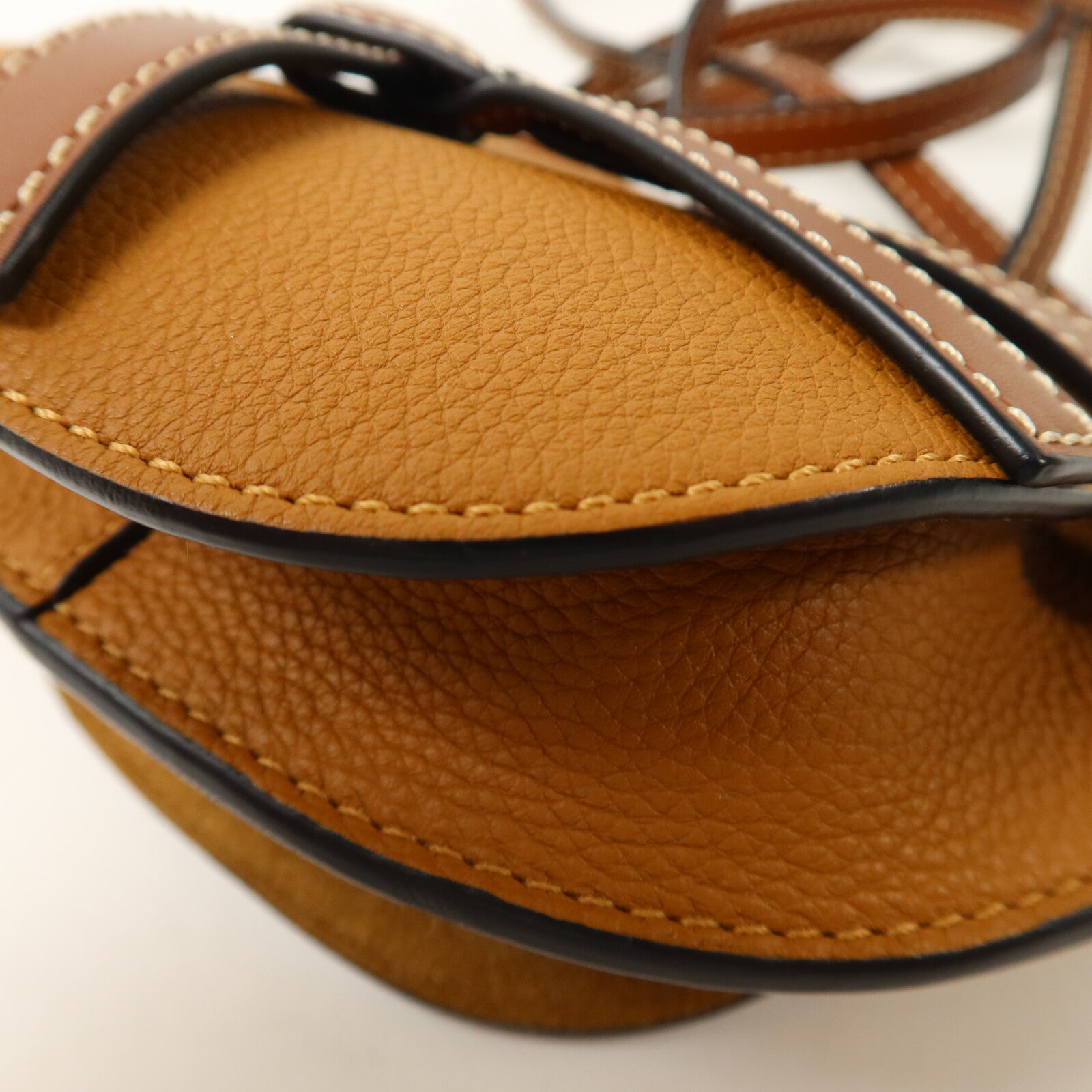 LOEWE 牛皮皮革Mini Gate肩背袋