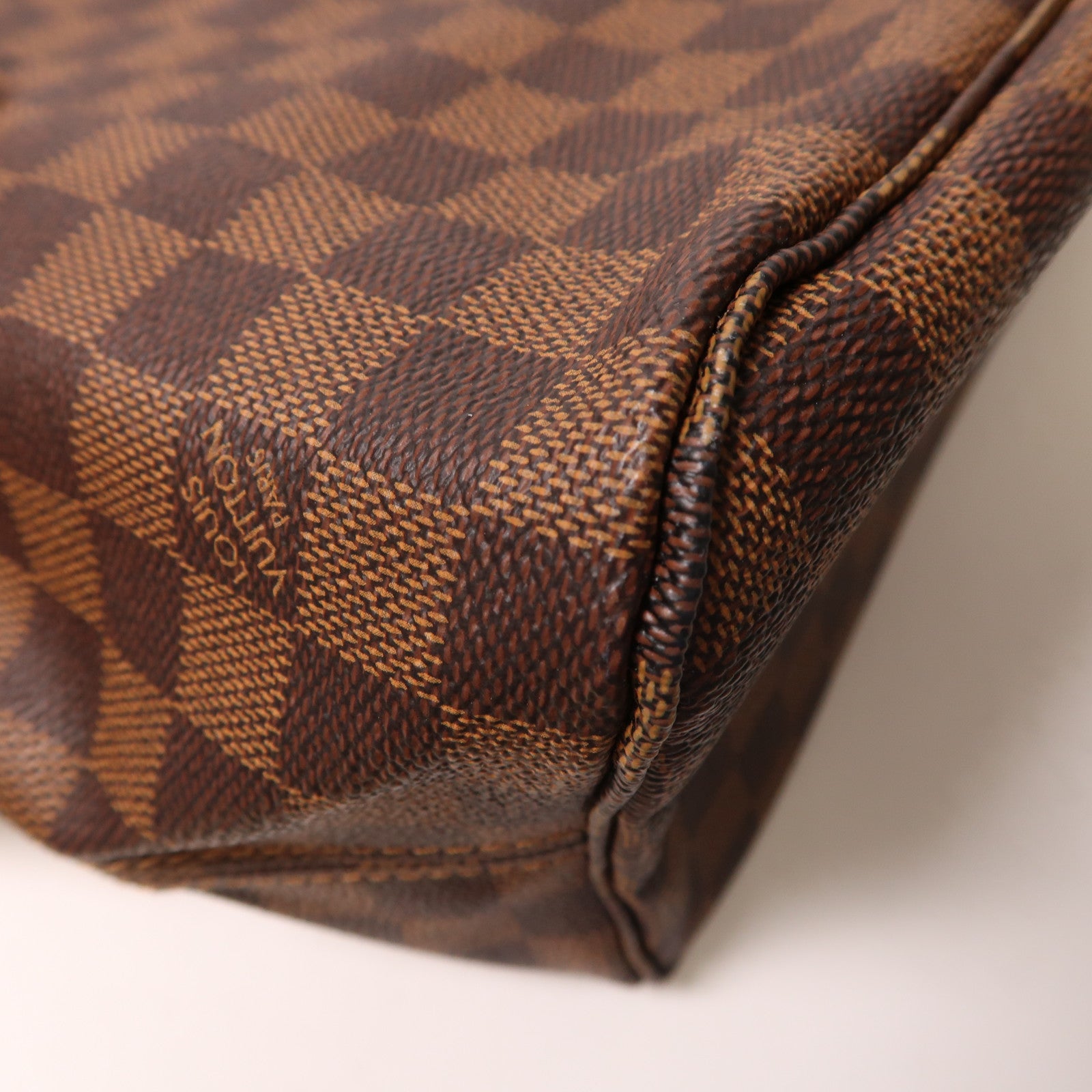 LOUIS VUITTON Damier Neverfull MM金扣手挽袋/肩背袋
