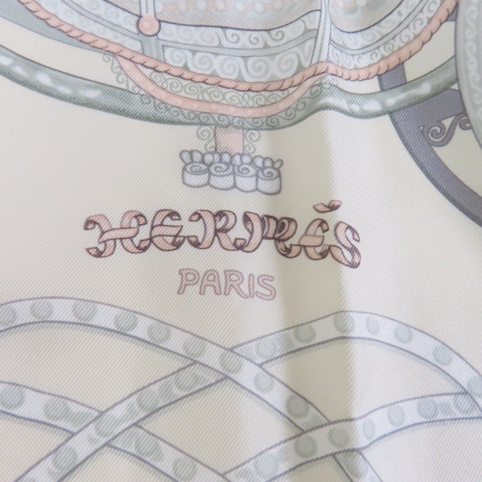 HERMES 絲質Scarf圍巾白色