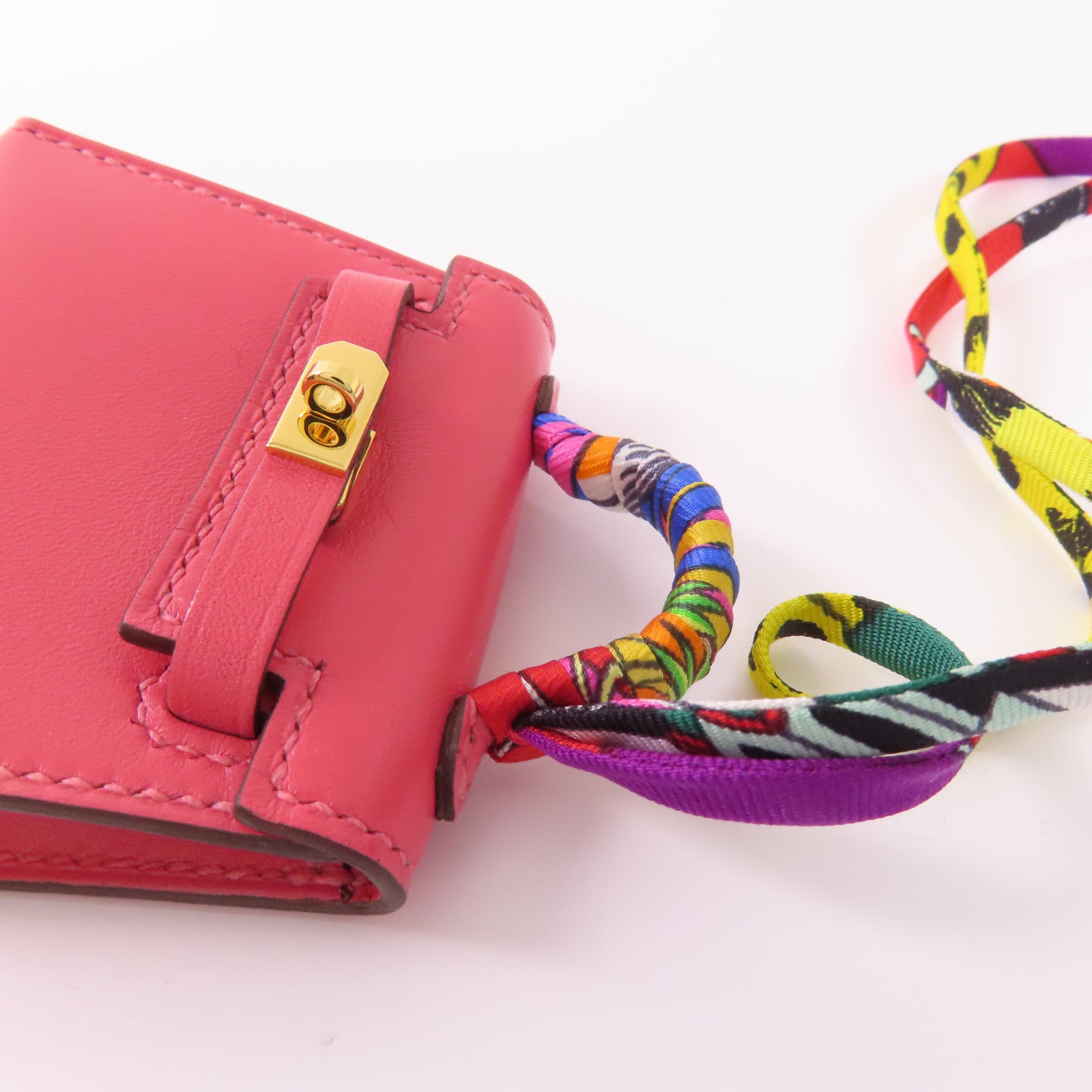 HERMES Tadelakt皮革Kelly Bag Charm金扣掛飾Rose Azalee