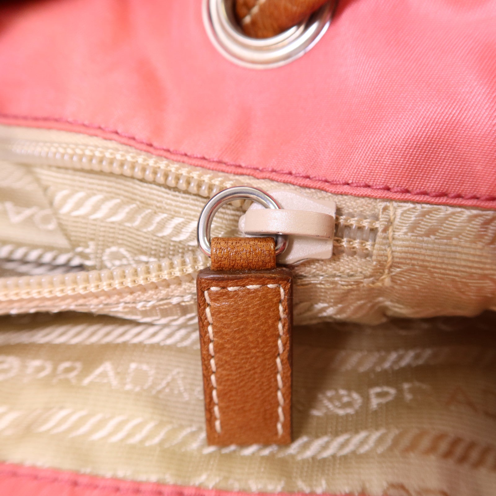 PRADA 尼龍Tessuto Shopping Tote Bag銀扣手挽袋