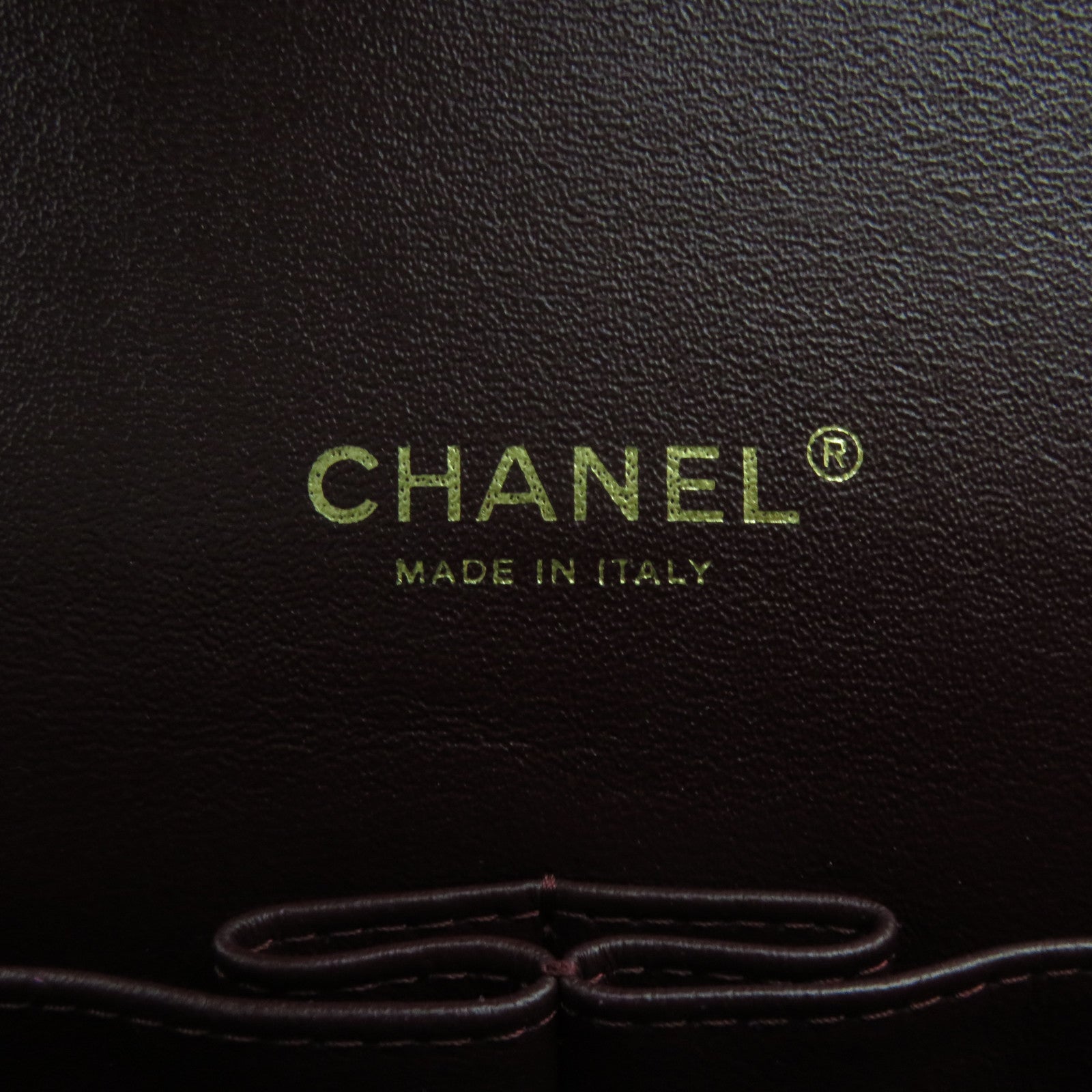 CHANEL rhombus sheepskin leather Maxi Jumbo Chain Shoulder Bag gold buckle chain shoulder bag black