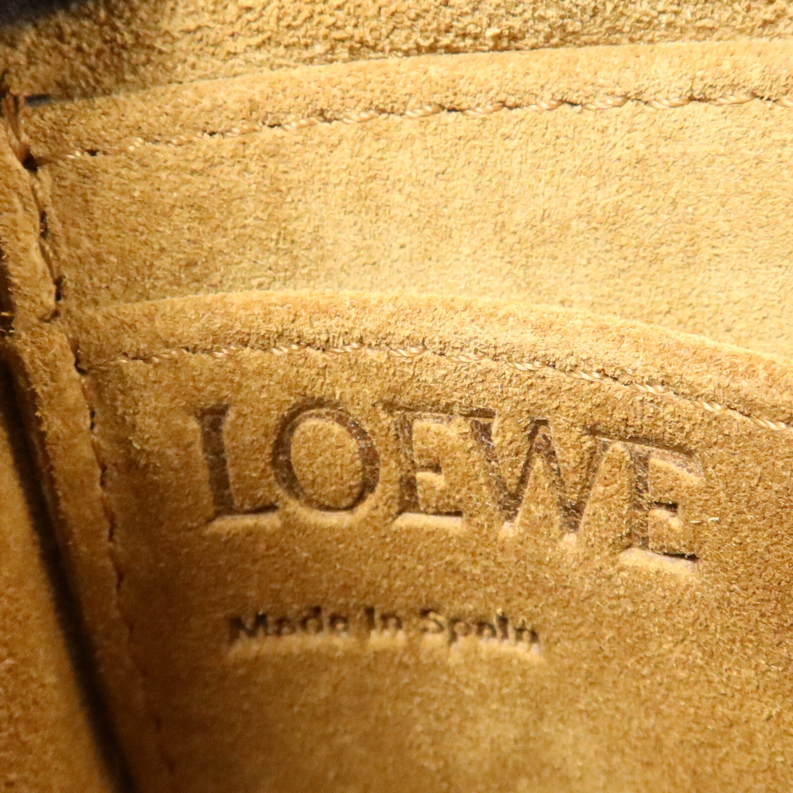 LOEWE 牛皮皮革Mini Gate肩背袋
