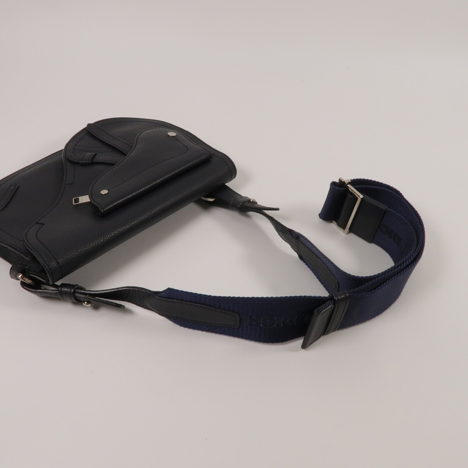 Dior 牛皮皮革Saddle Messenger Bag肩背袋