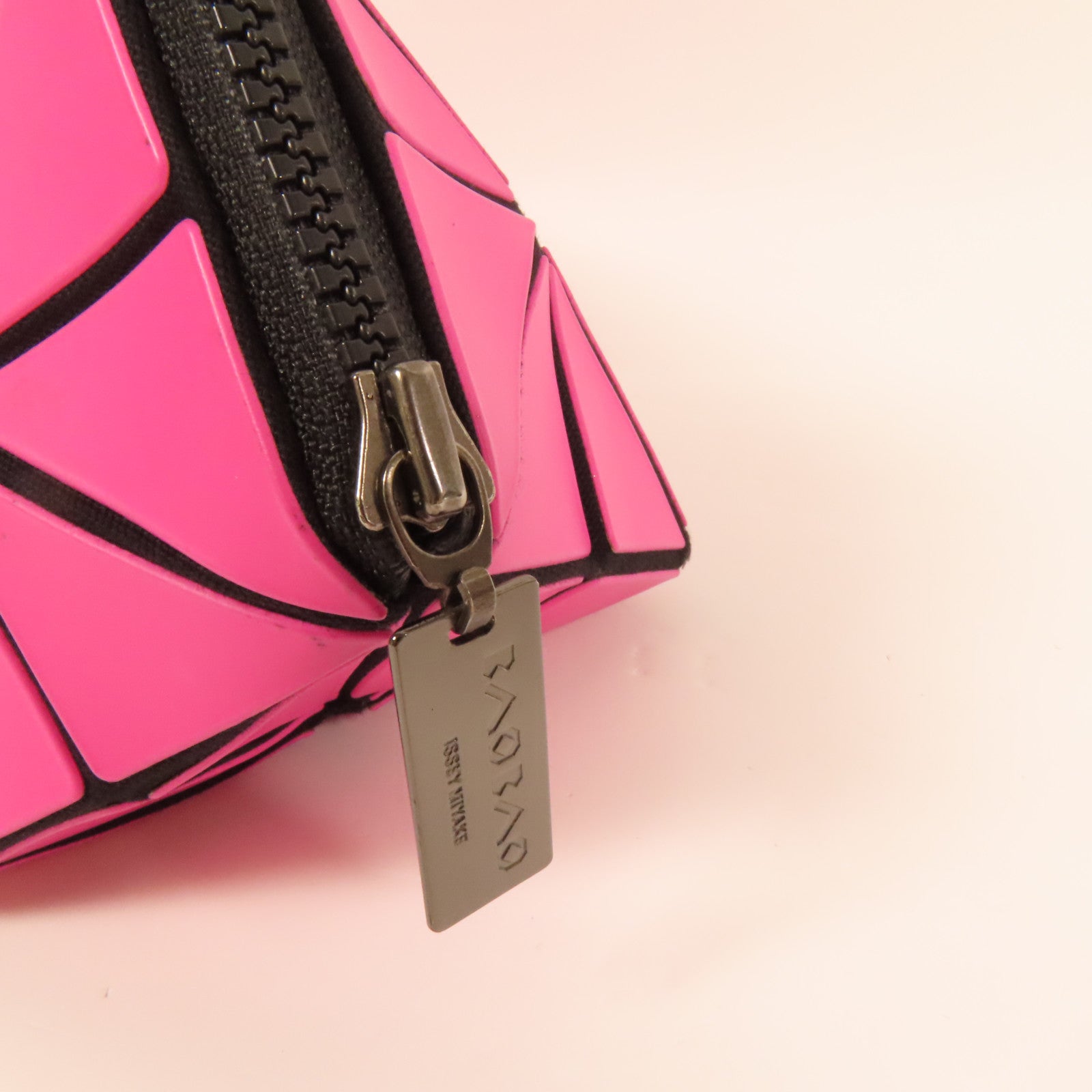 BAO BAO ISSEYMIYAKE PVC Clutch 4x6 手拿包