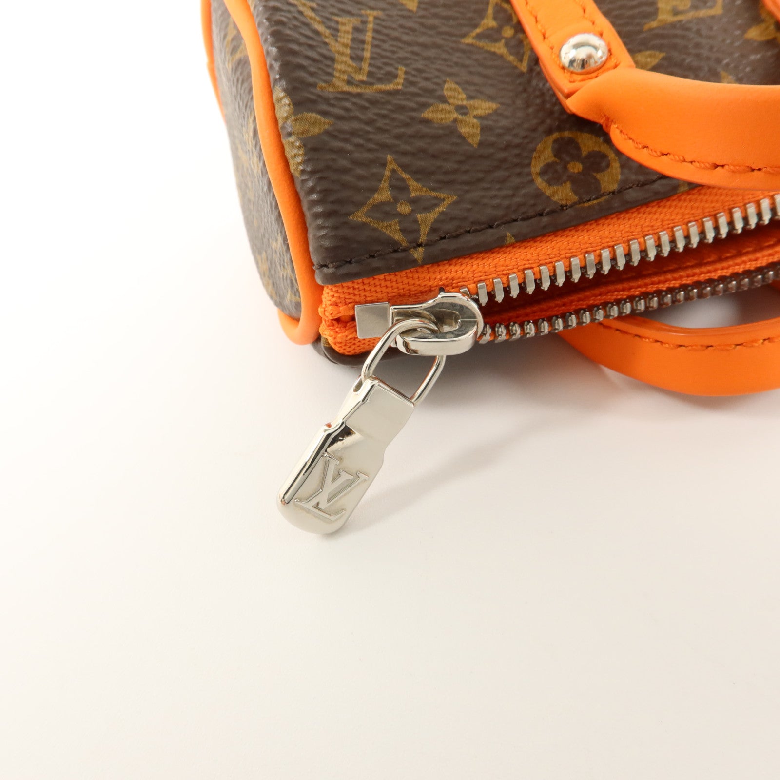 LOUIS VUITTON Monogram Colormania Mini Keepall Charm掛飾