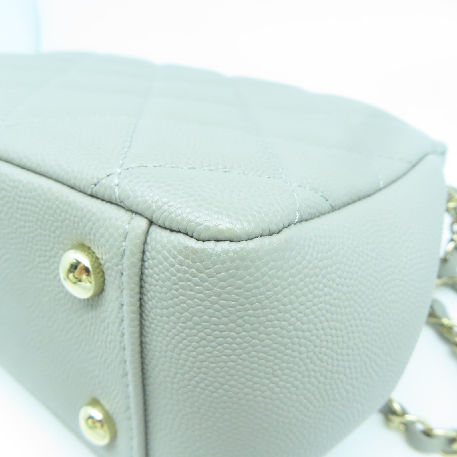 CHANEL 菱格Caviar皮革Chain Shoulder金扣鏈帶肩背袋灰色