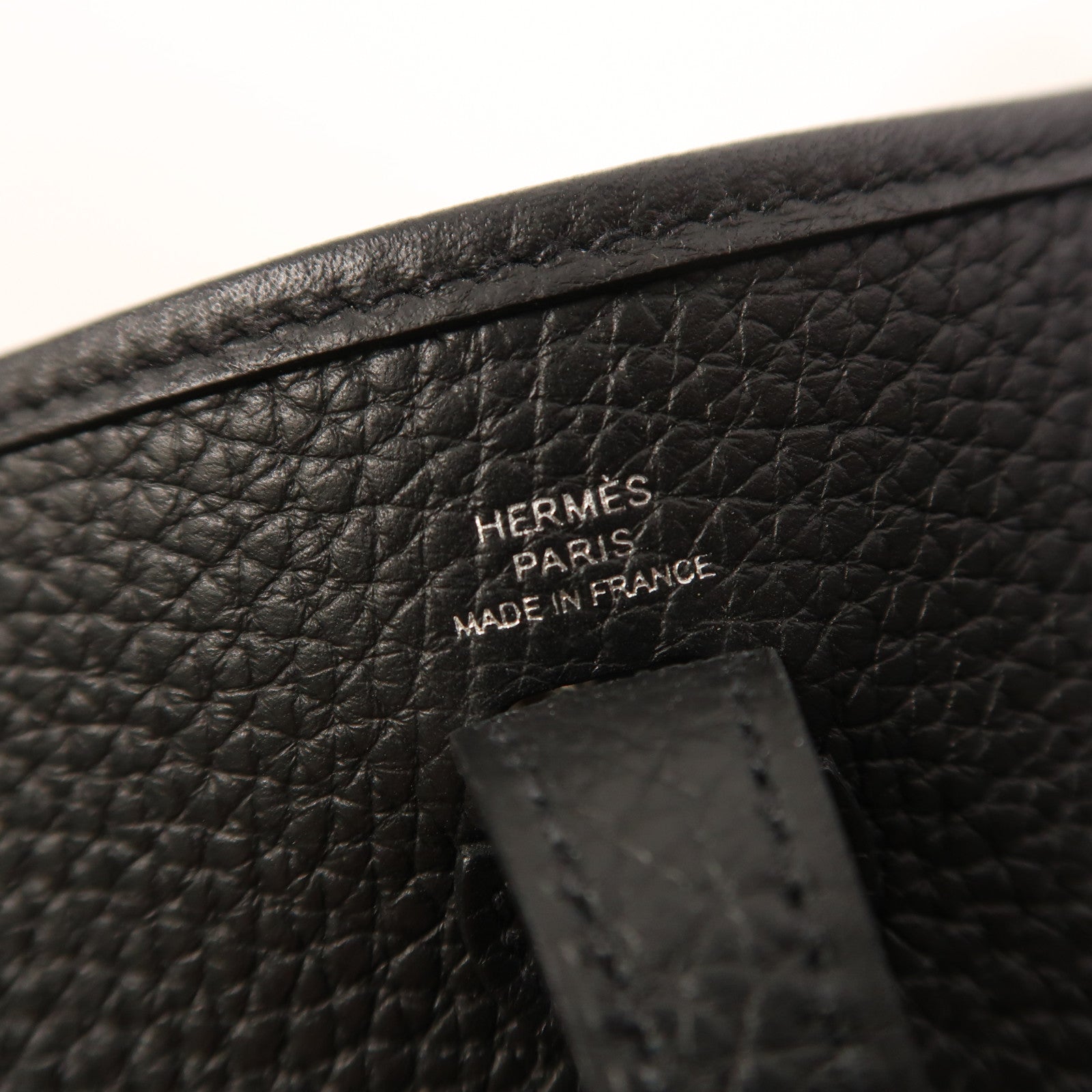HERMES Clemence皮革Evelyne TPM銀扣肩背袋Noir