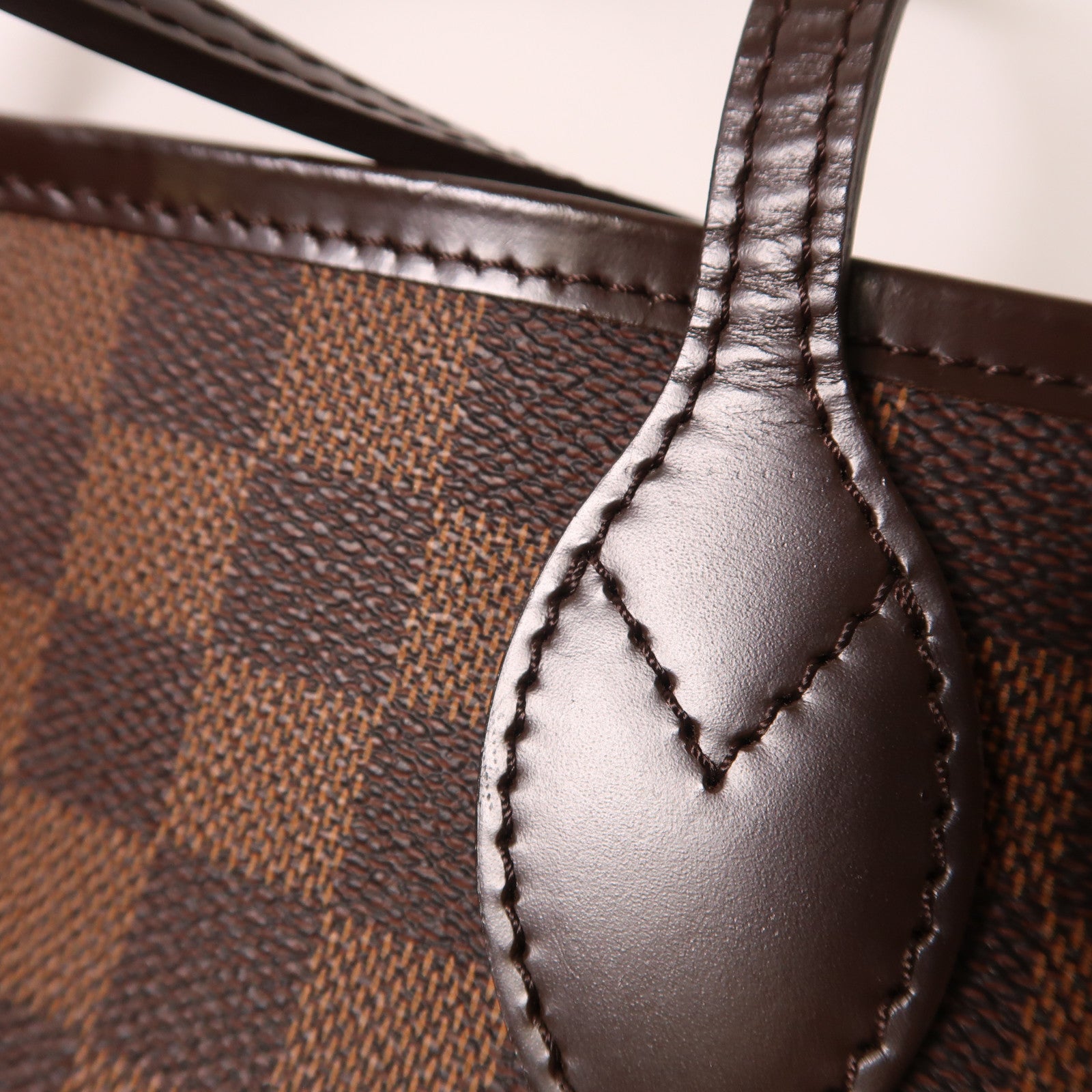 LOUIS VUITTON Damier Neverfull MM金扣手挽袋/肩背袋