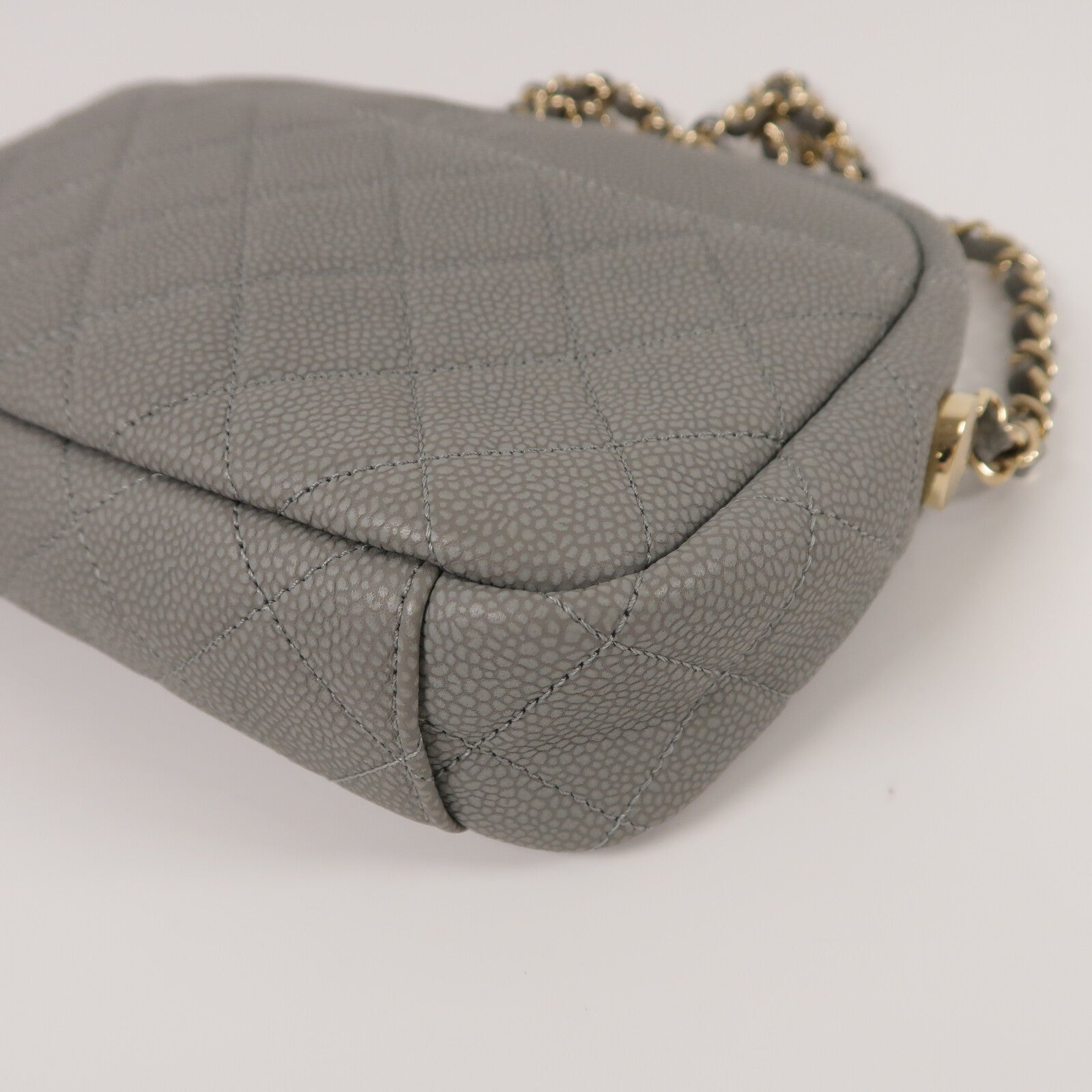 CHANEL 牛皮皮革Coco Tassel Camera Bag鏈帶肩背袋