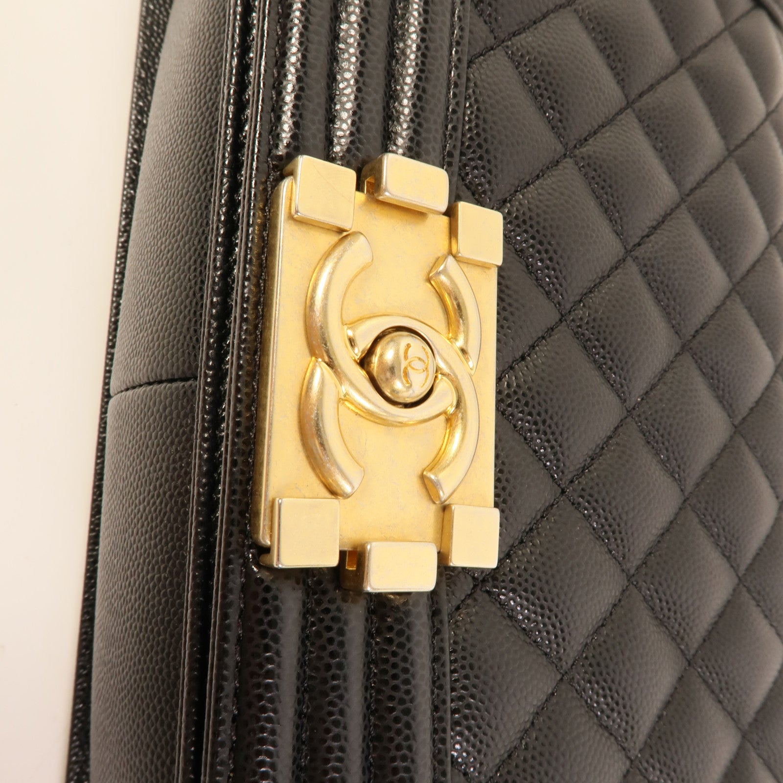 CHANEL 牛皮皮革Boy 25肩背袋