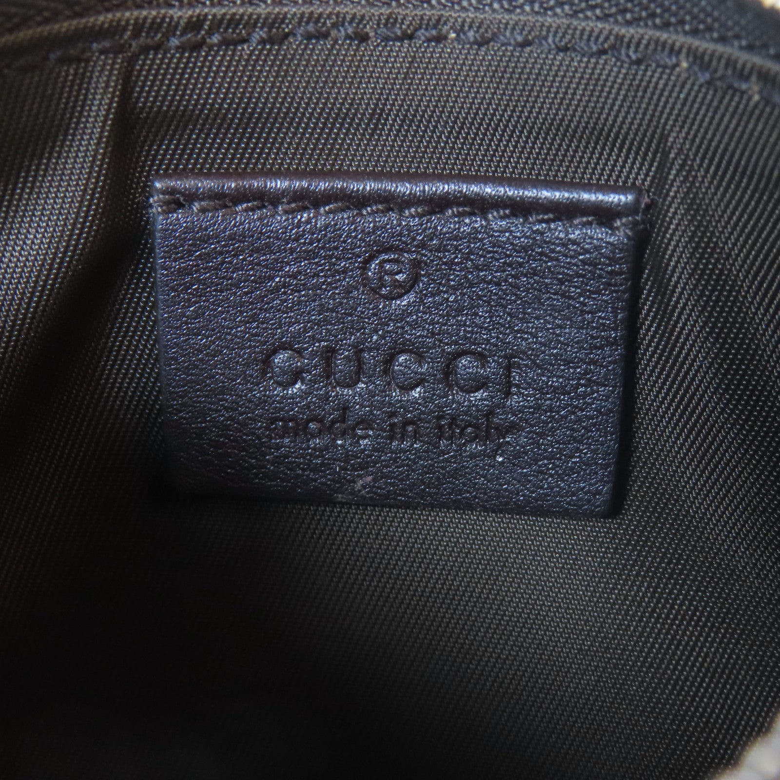 GUCCI 塗層帆布Coins Case銀扣零錢包卡其色