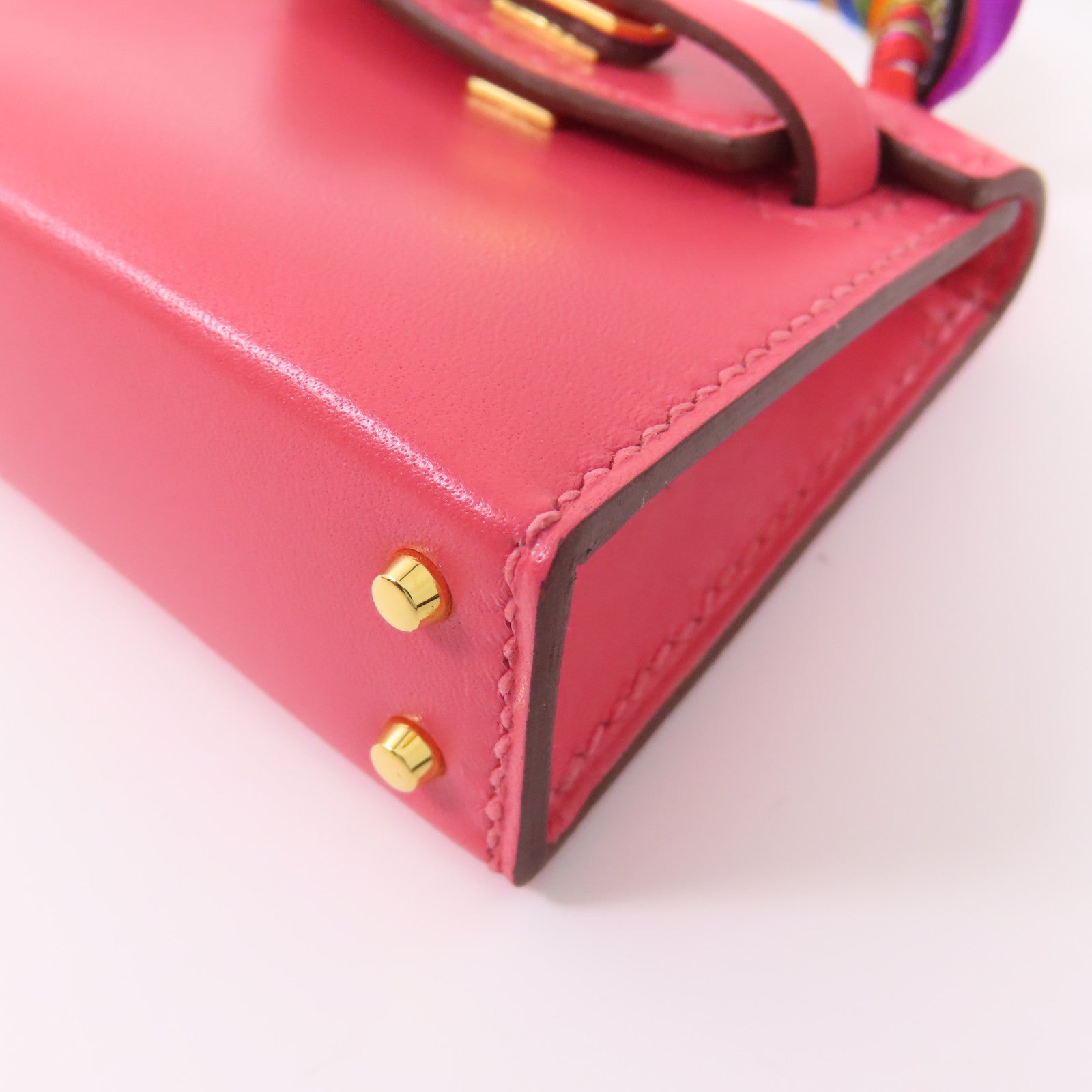 HERMES 【激減優惠】Tadelakt皮革Kelly Bag Charm金扣掛飾Rose Azalee