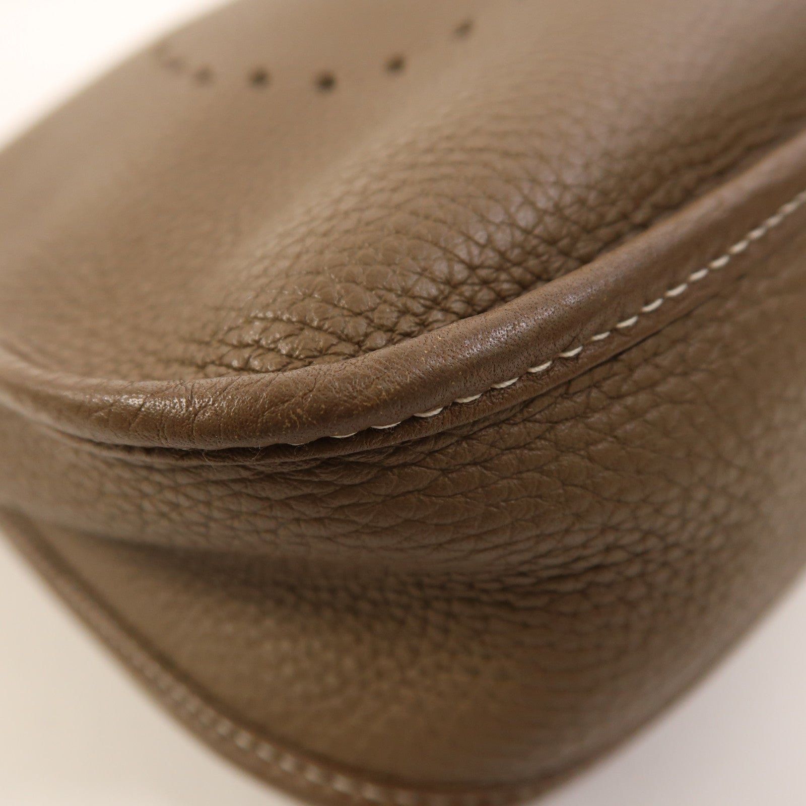 HERMES Clemence皮革Evelyne PM銀扣肩背袋Etoupe