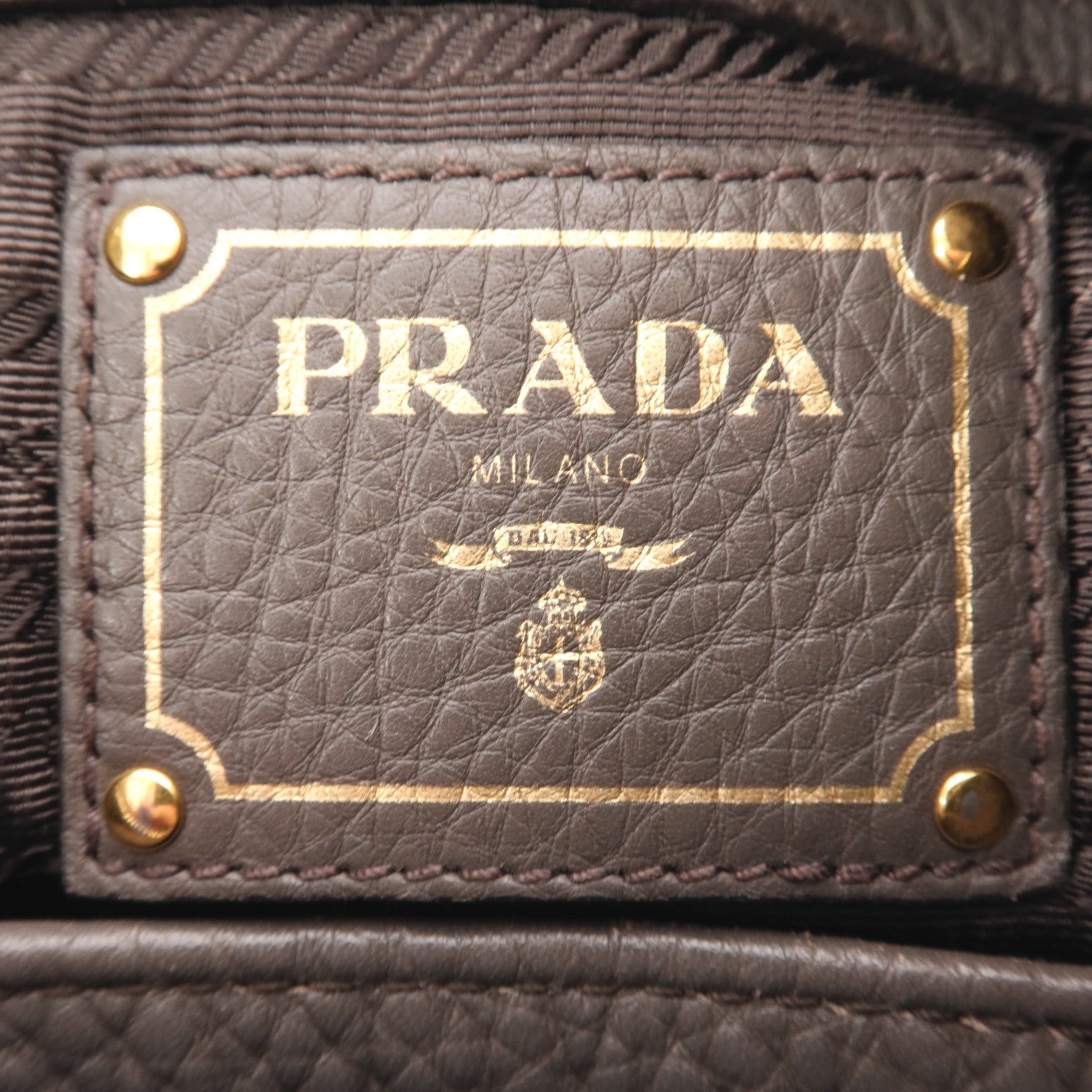 PRADA 牛皮皮革Shoulder Bag金扣肩背袋