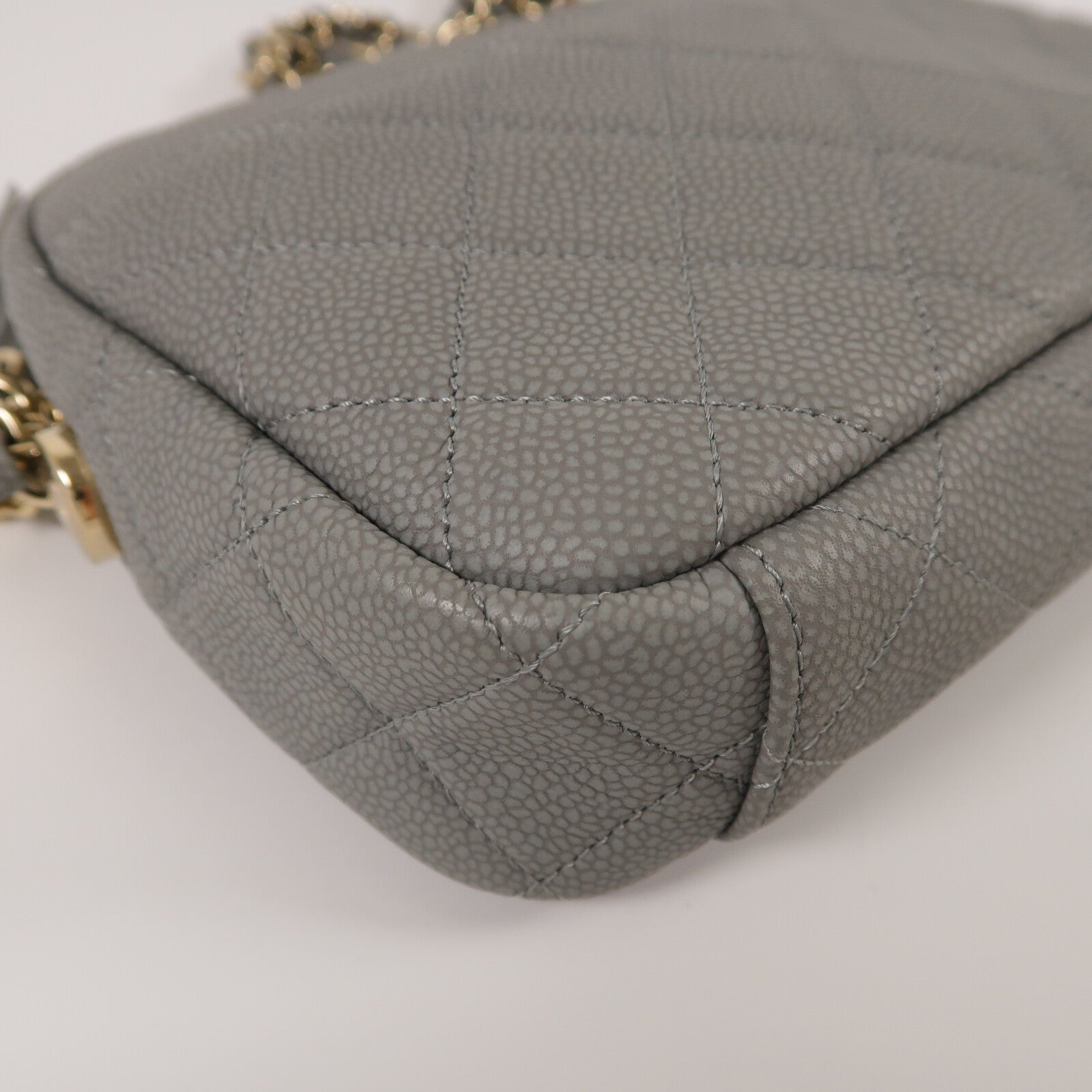 CHANEL 牛皮皮革Coco Tassel Camera Bag鏈帶肩背袋
