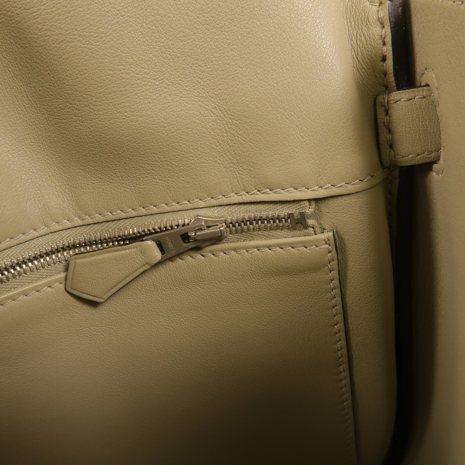 HERMES Swift皮革Berline 28肩背袋Sauge