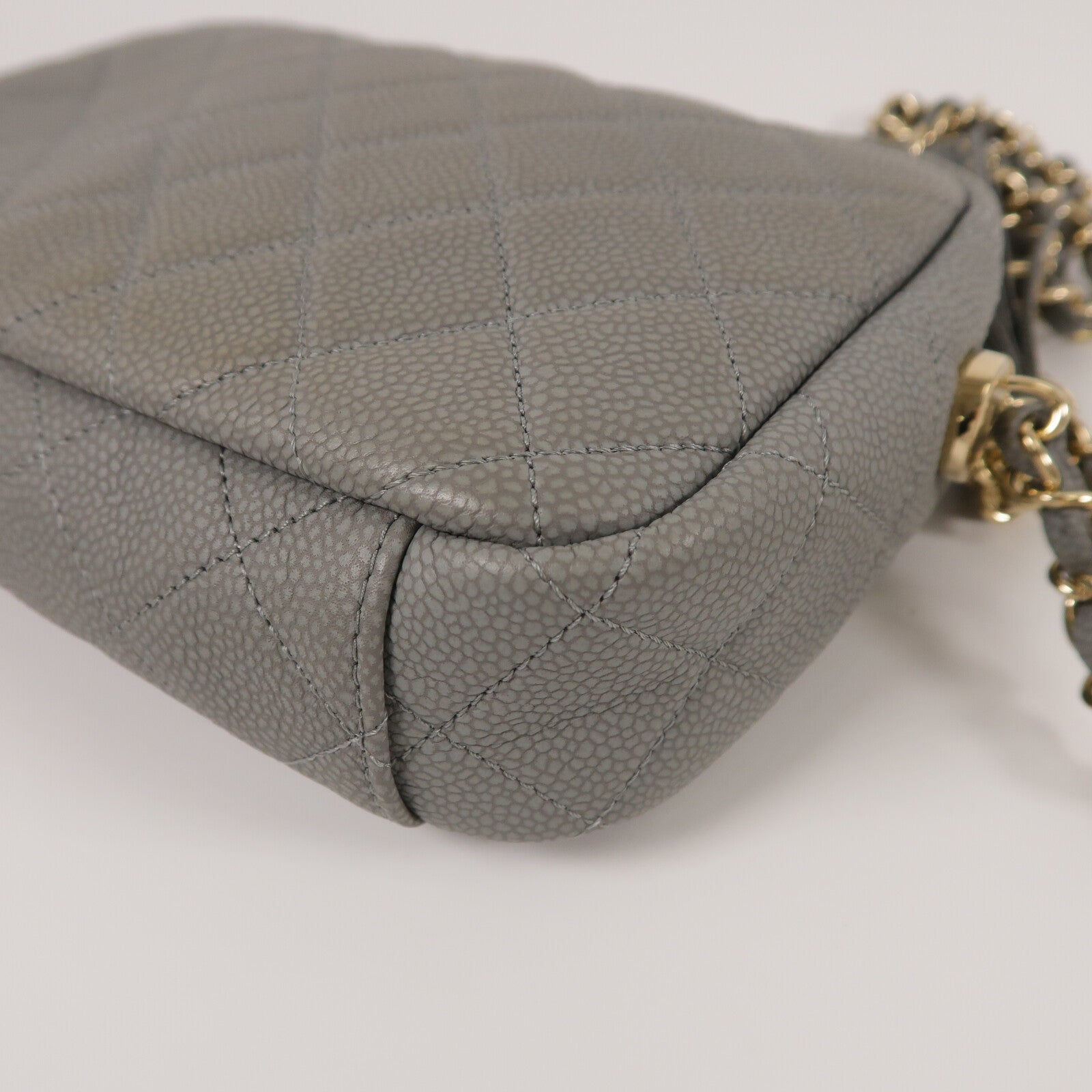 CHANEL 牛皮皮革Coco Tassel Camera Bag鏈帶肩背袋