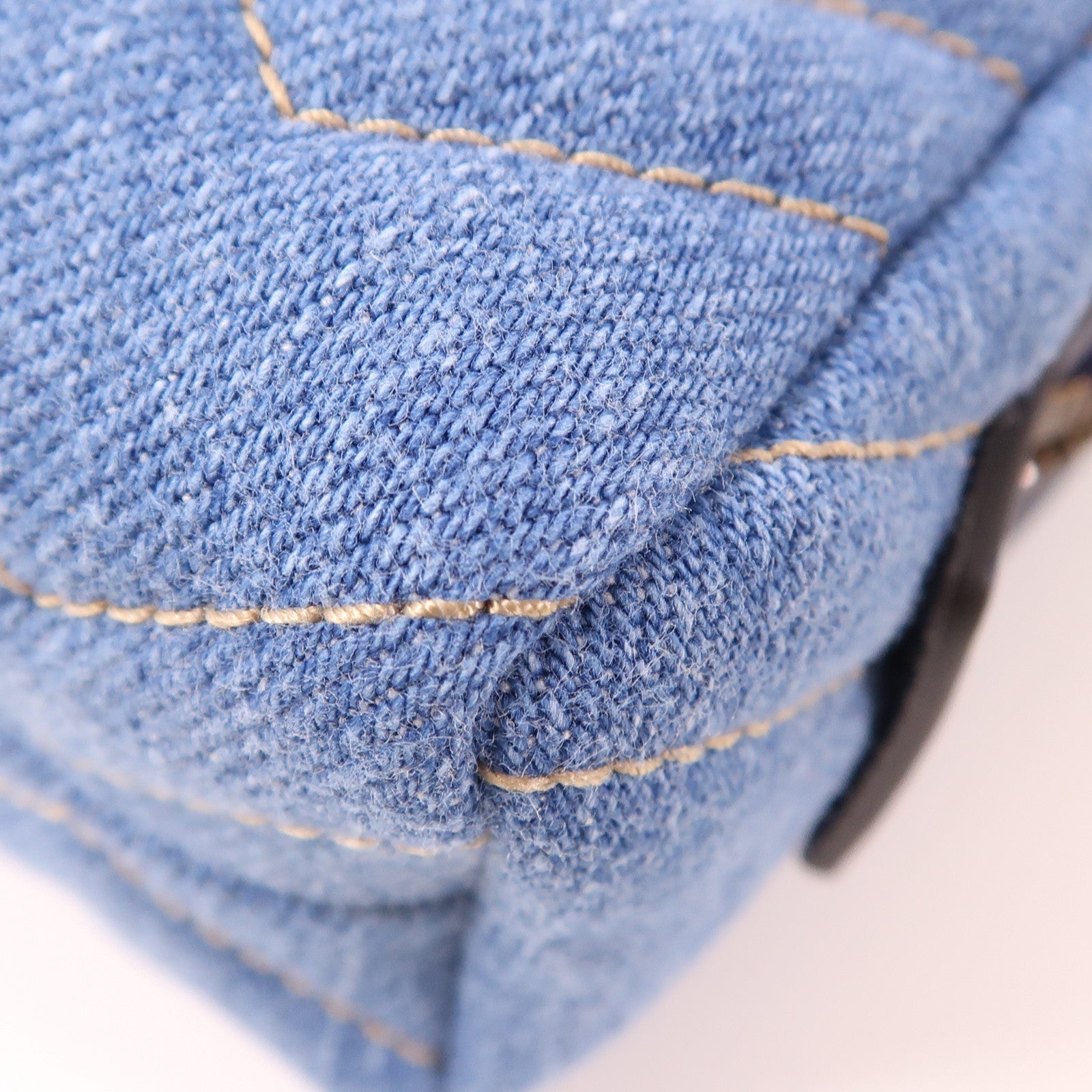 GUCCI GG GHW Pouch 476165 Denim Blue