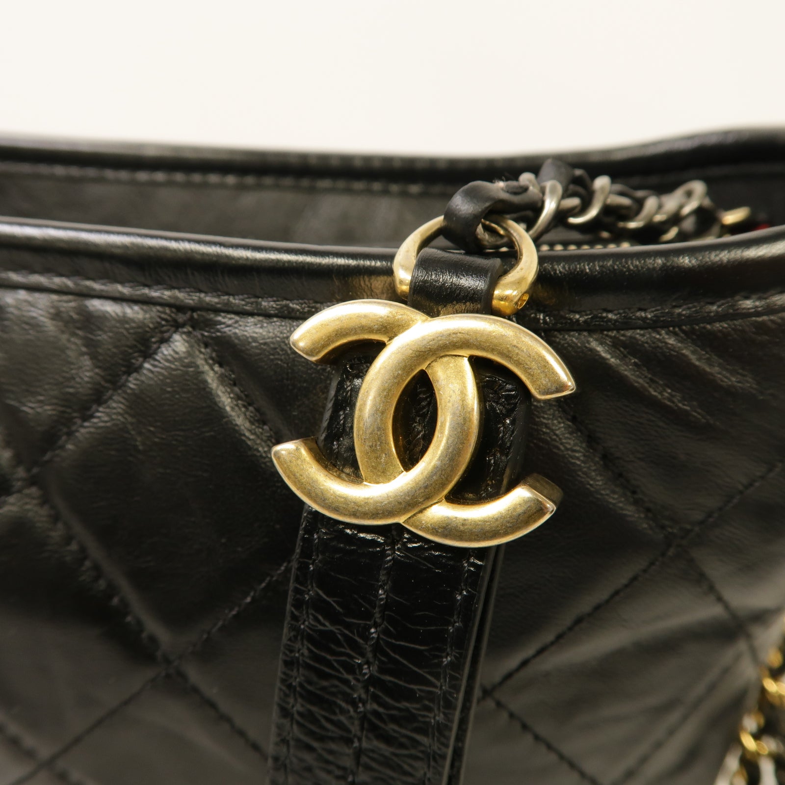 CHANEL 菱格牛皮皮革Gabrielle肩背袋黑色