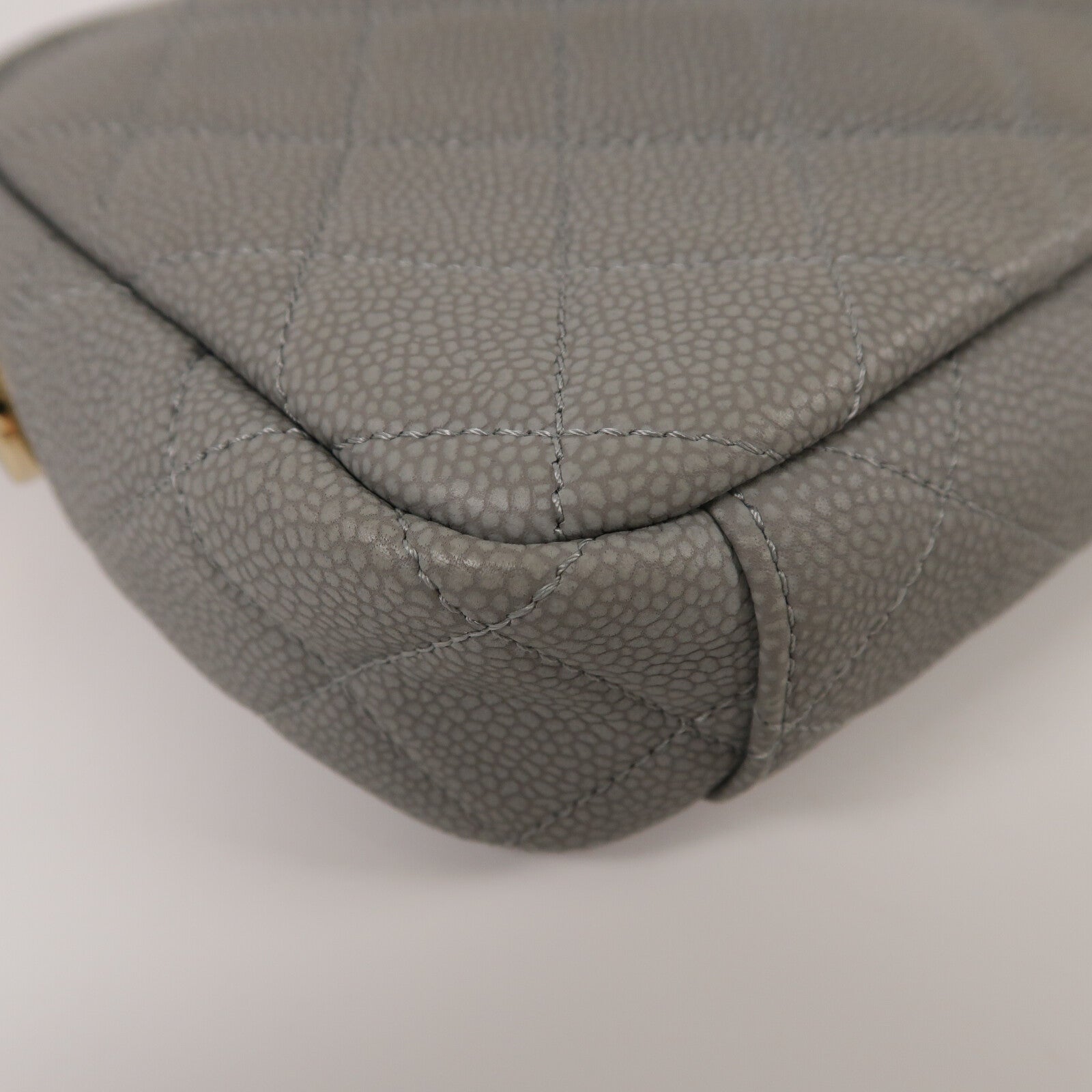 CHANEL 牛皮皮革Coco Tassel Camera Bag鏈帶肩背袋
