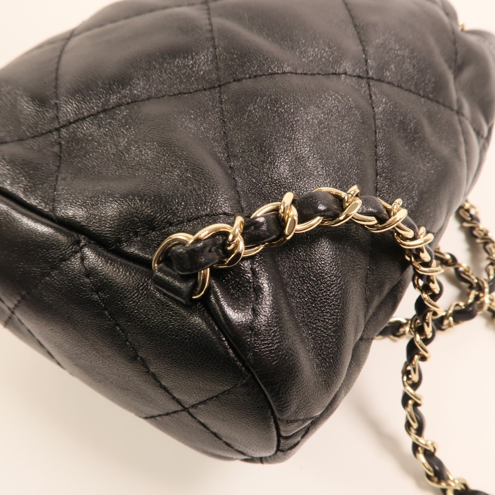 CHANEL 羊皮皮革Rucksack金扣鏈帶背包