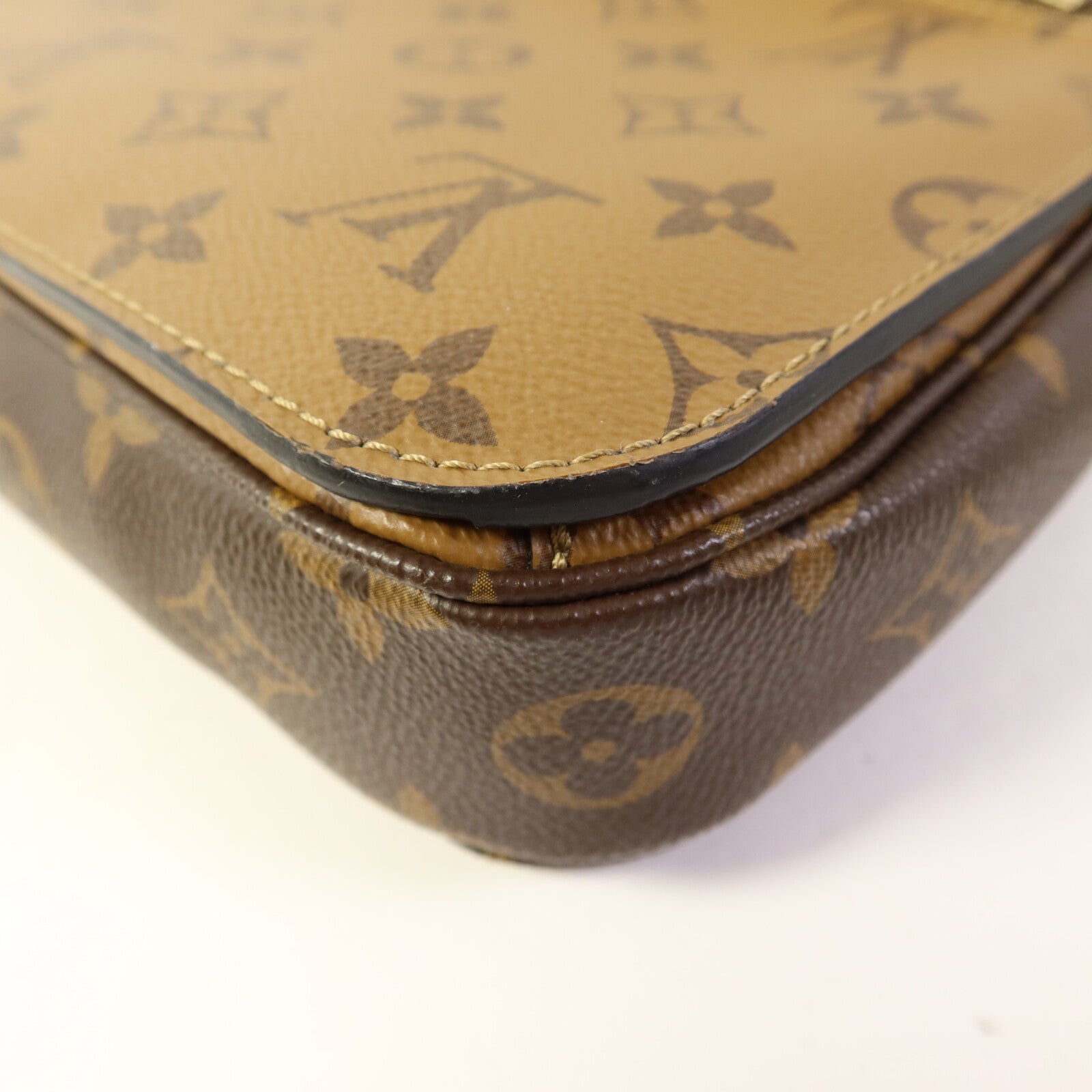 LOUIS VUITTON Monogram Reverse Pochette Metis金扣手挽肩背兩用袋