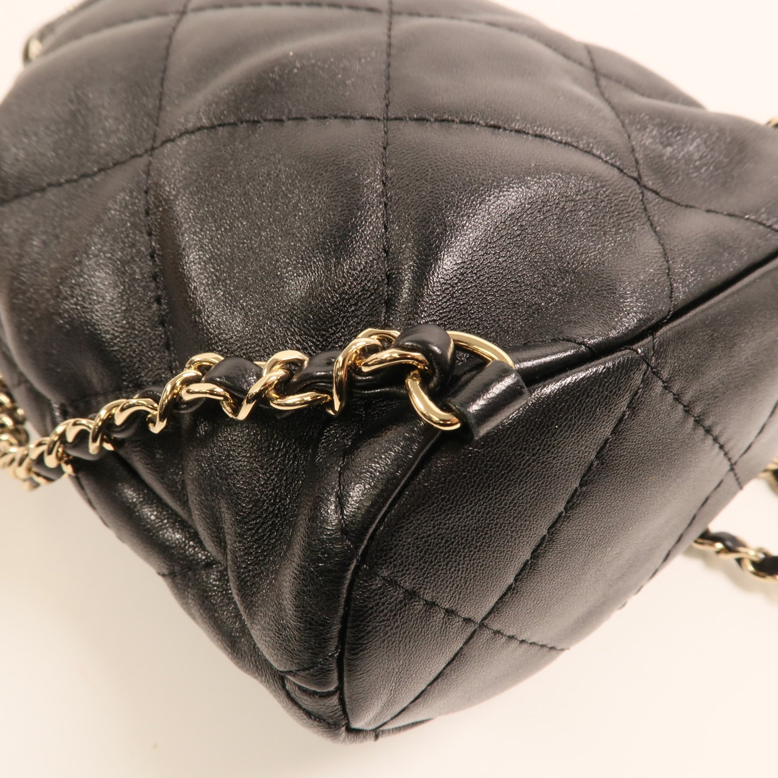 CHANEL 羊皮皮革Rucksack金扣鏈帶背包