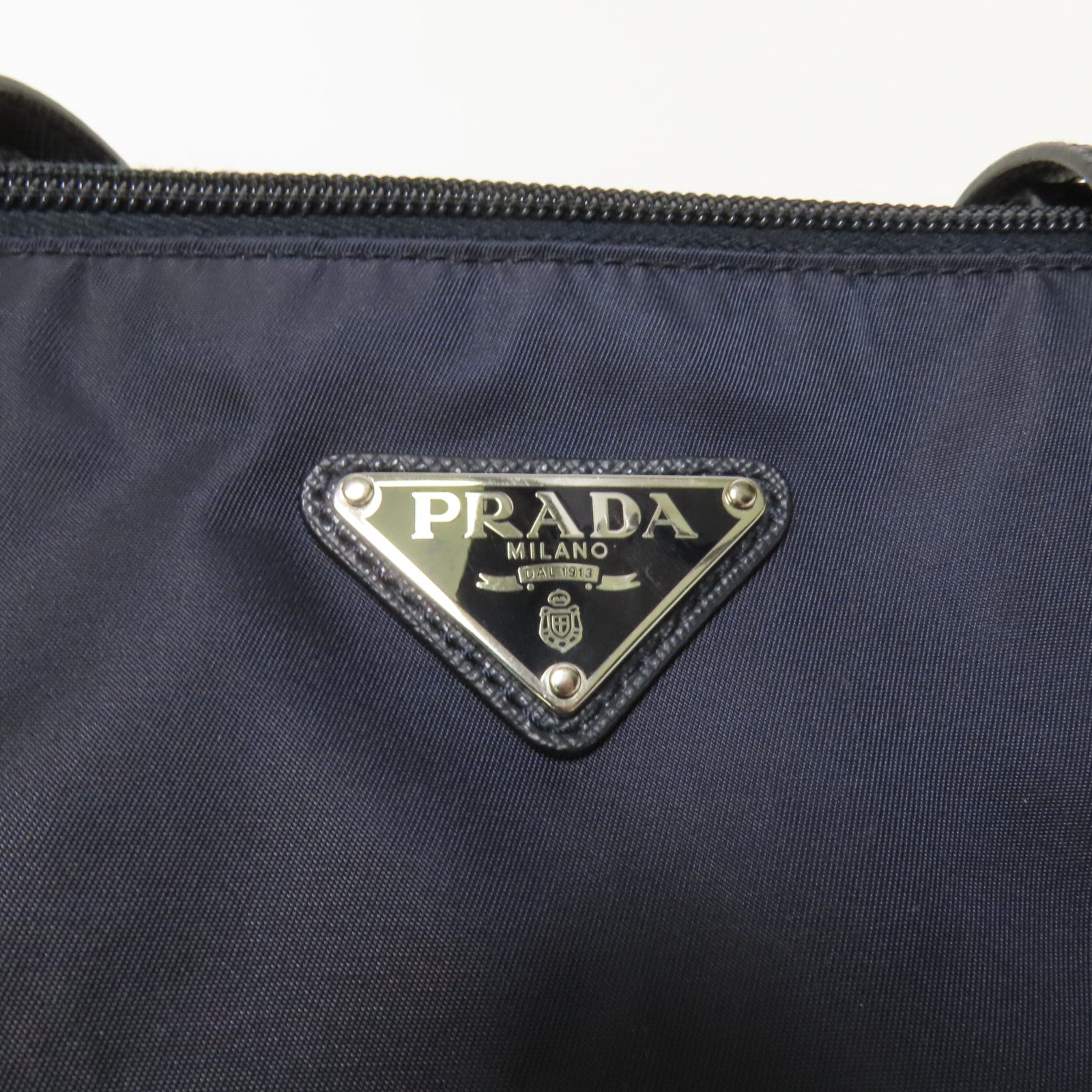 PRADA 尼龍2way Shoulder銀扣手挽肩背兩用袋