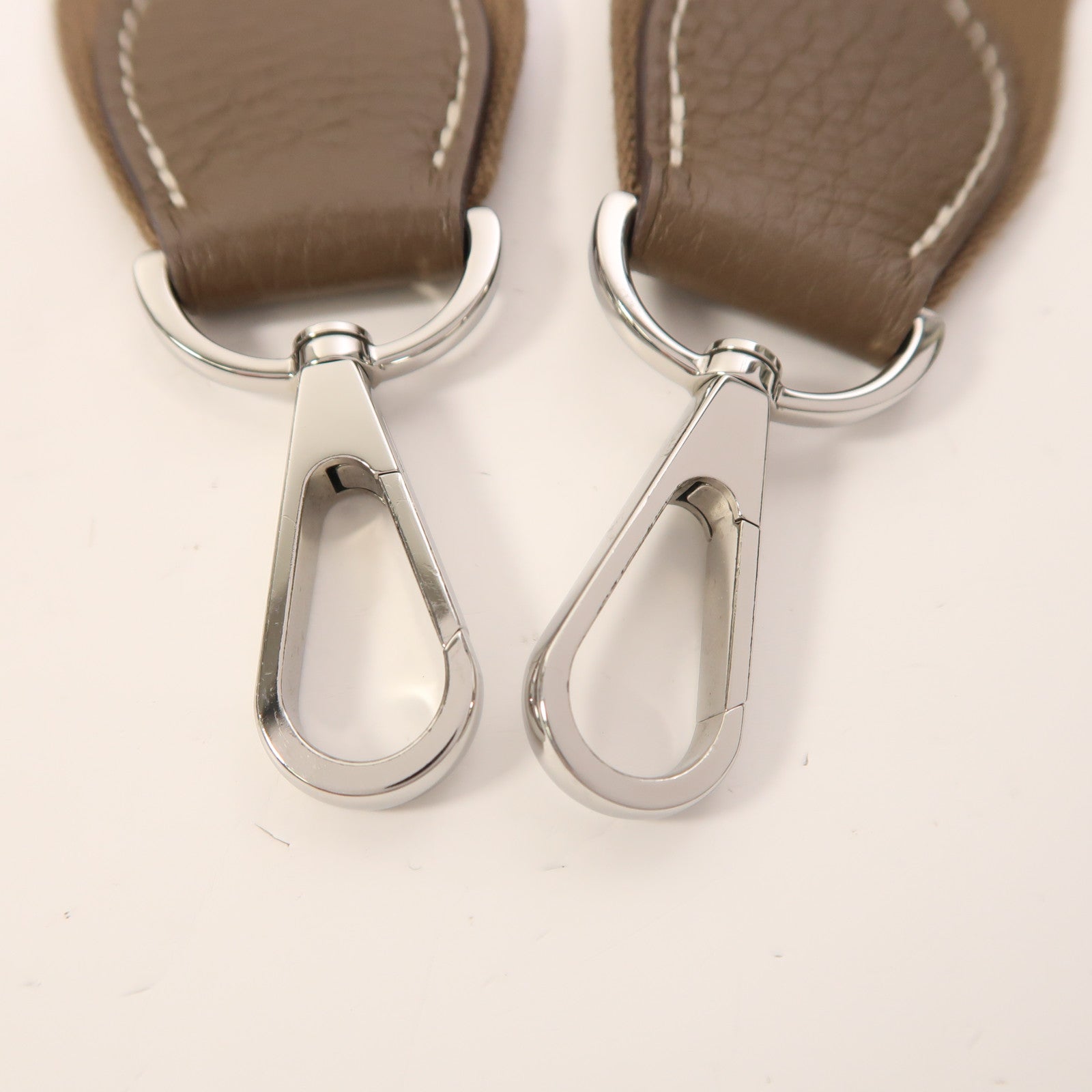 HERMES Clemence皮革Evelyne PM銀扣肩背袋Etoupe