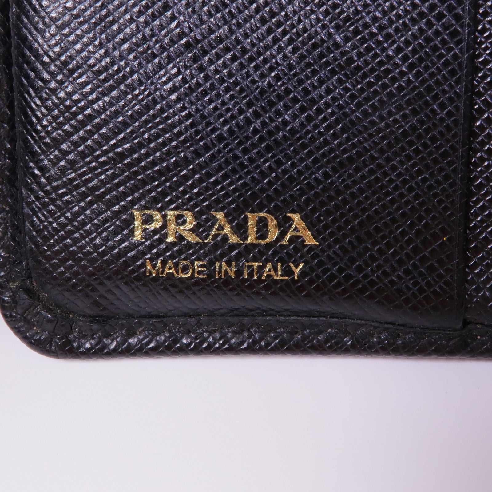 PRADA 【激減優惠】Saffiano皮革Wallet金扣錢包