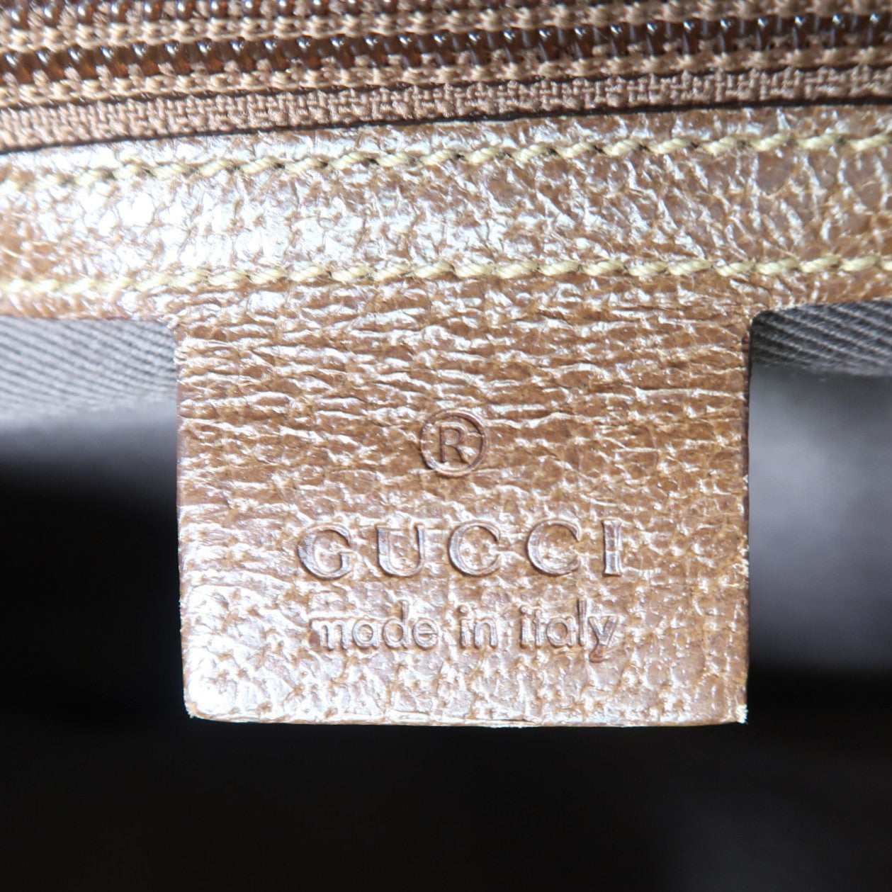 GUCCI 帆布Shoulder Bag金扣肩背袋