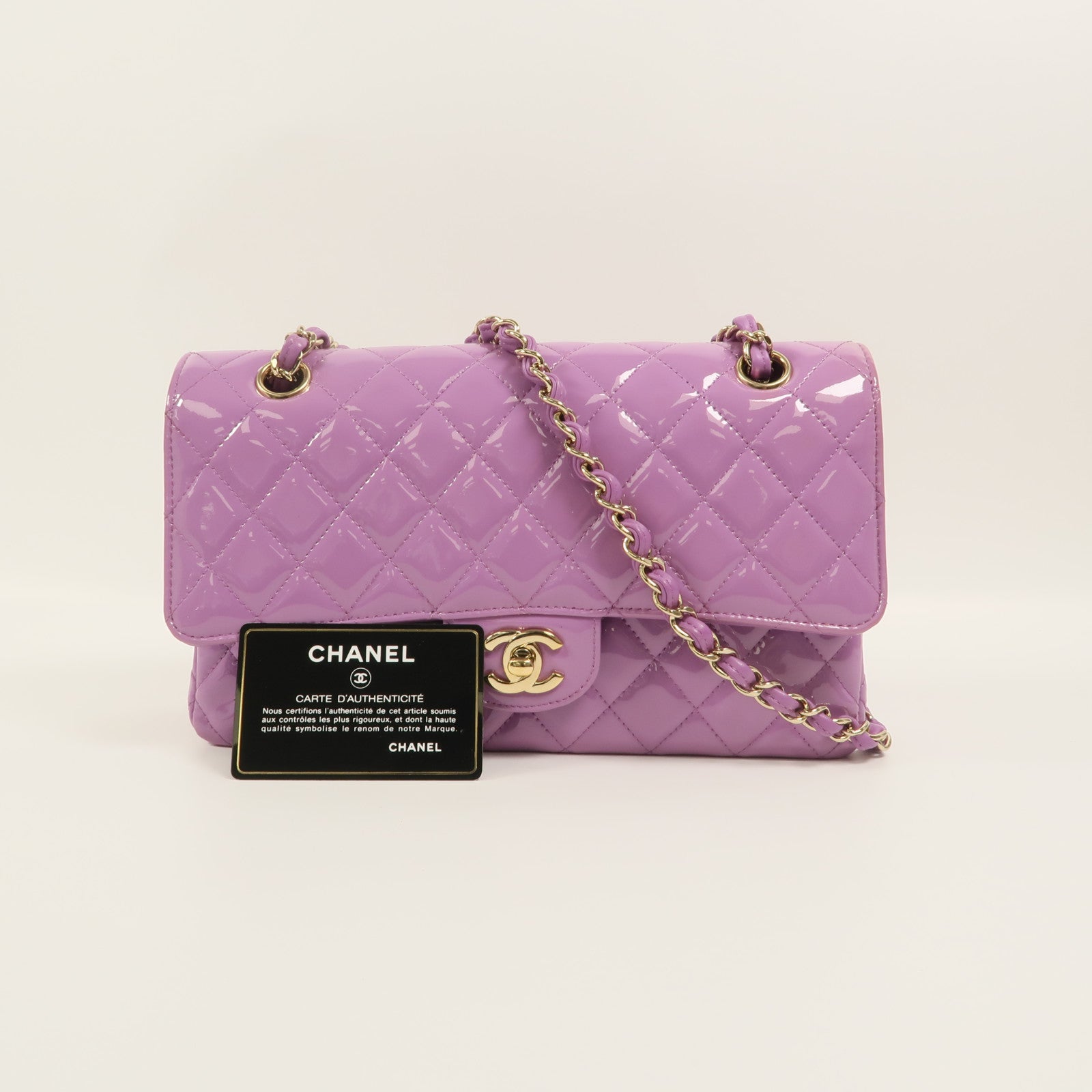 CHANEL 漆皮皮革Classic 25鏈帶肩背袋