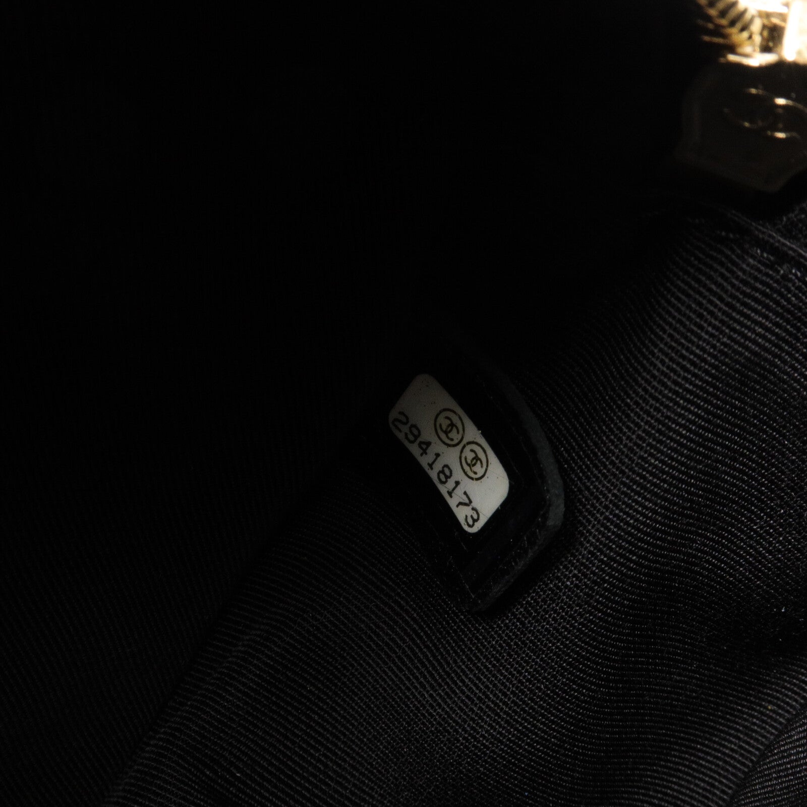 CHANEL 牛皮皮革Chain Handle Studded CC鏈帶手挽肩背兩用袋