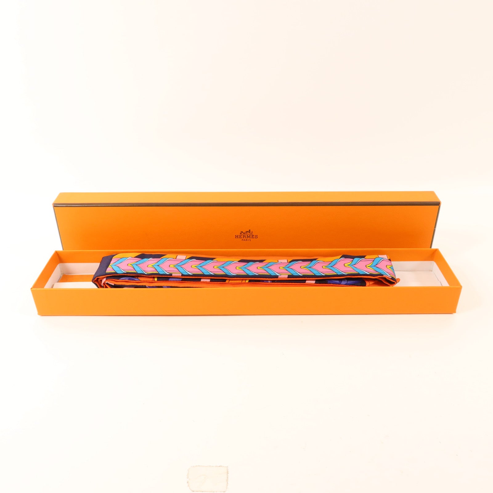 HERMES 絲質Twillon絲巾