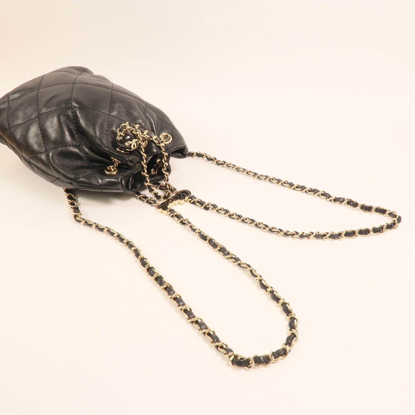 CHANEL 羊皮皮革Rucksack金扣鏈帶背包
