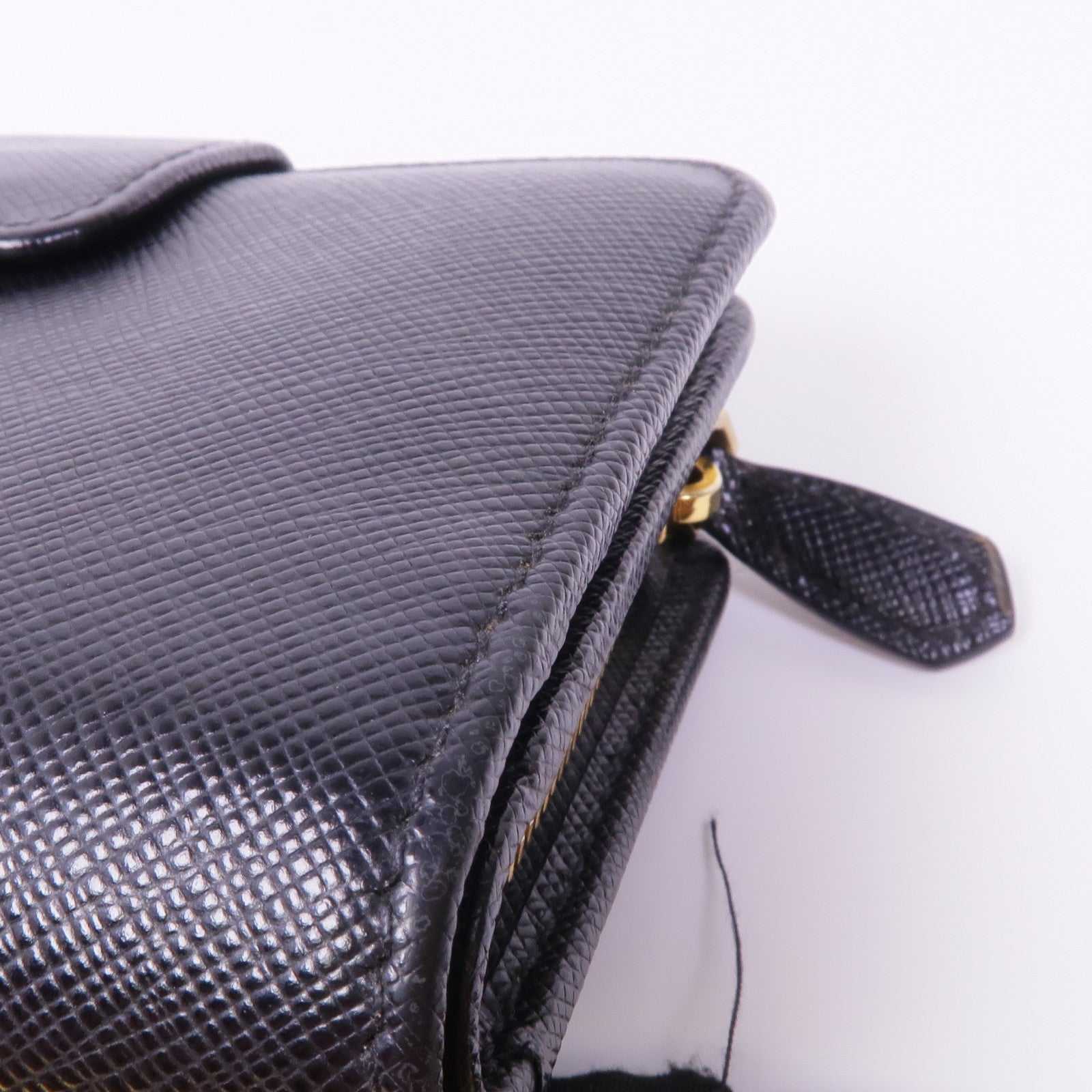 PRADA Saffiano皮革Wallet金扣錢包
