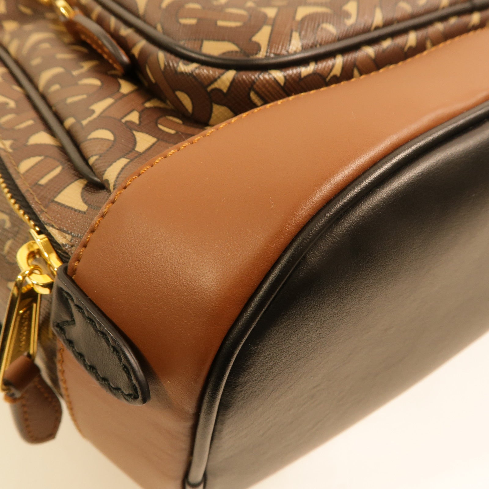 BURBERRY 塗層帆布Backpack背包