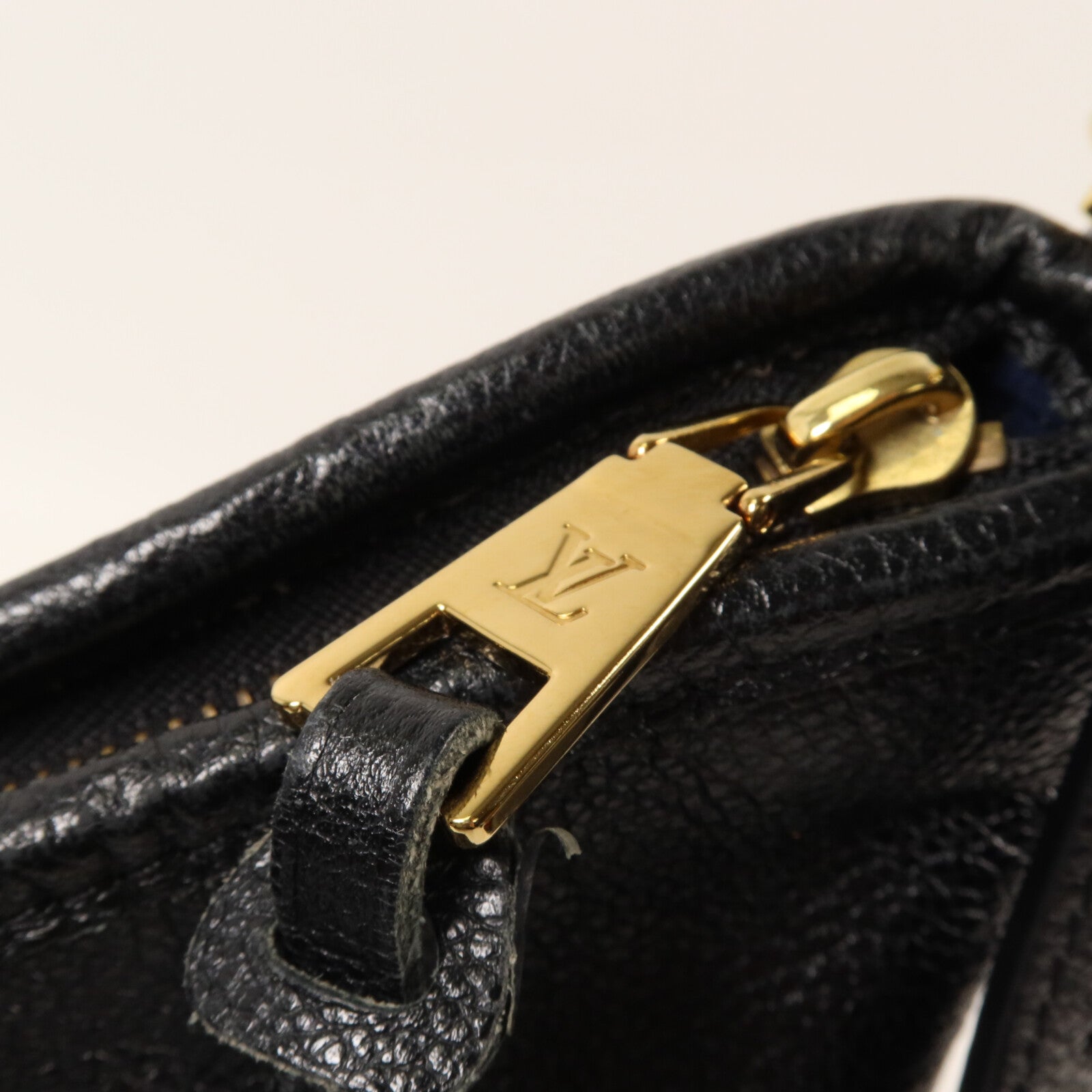 LOUIS VUITTON Monogram Empreinte Carryall PM肩背袋