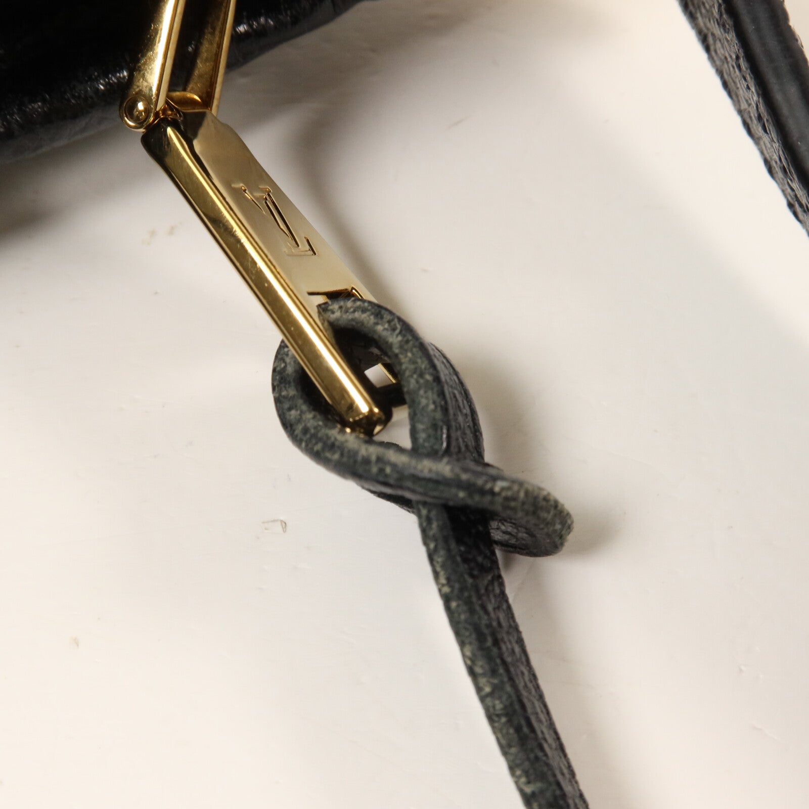 LOUIS VUITTON Monogram Empreinte Carryall PM肩背袋