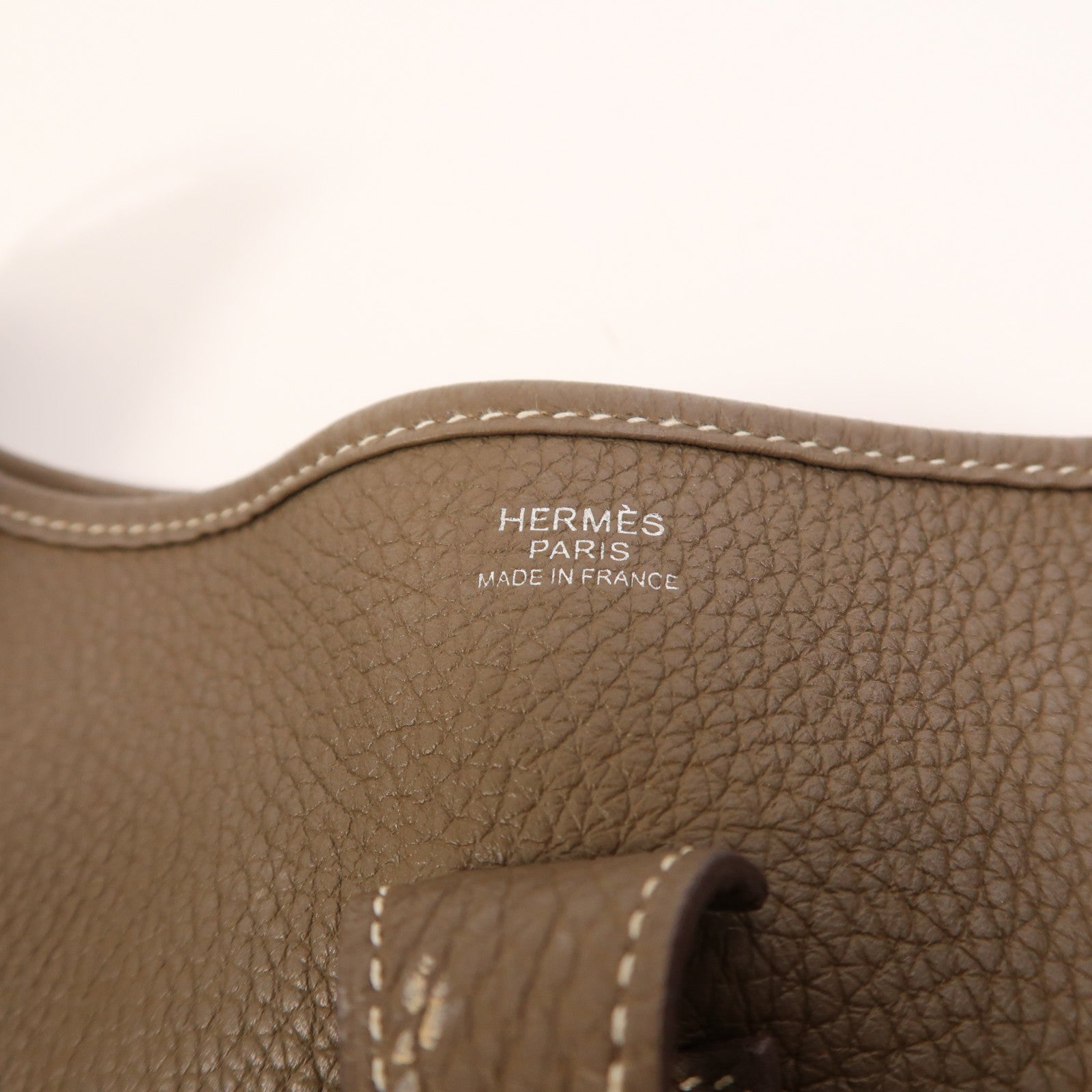 HERMES Clemence皮革Evelyne PM銀扣肩背袋Etoupe