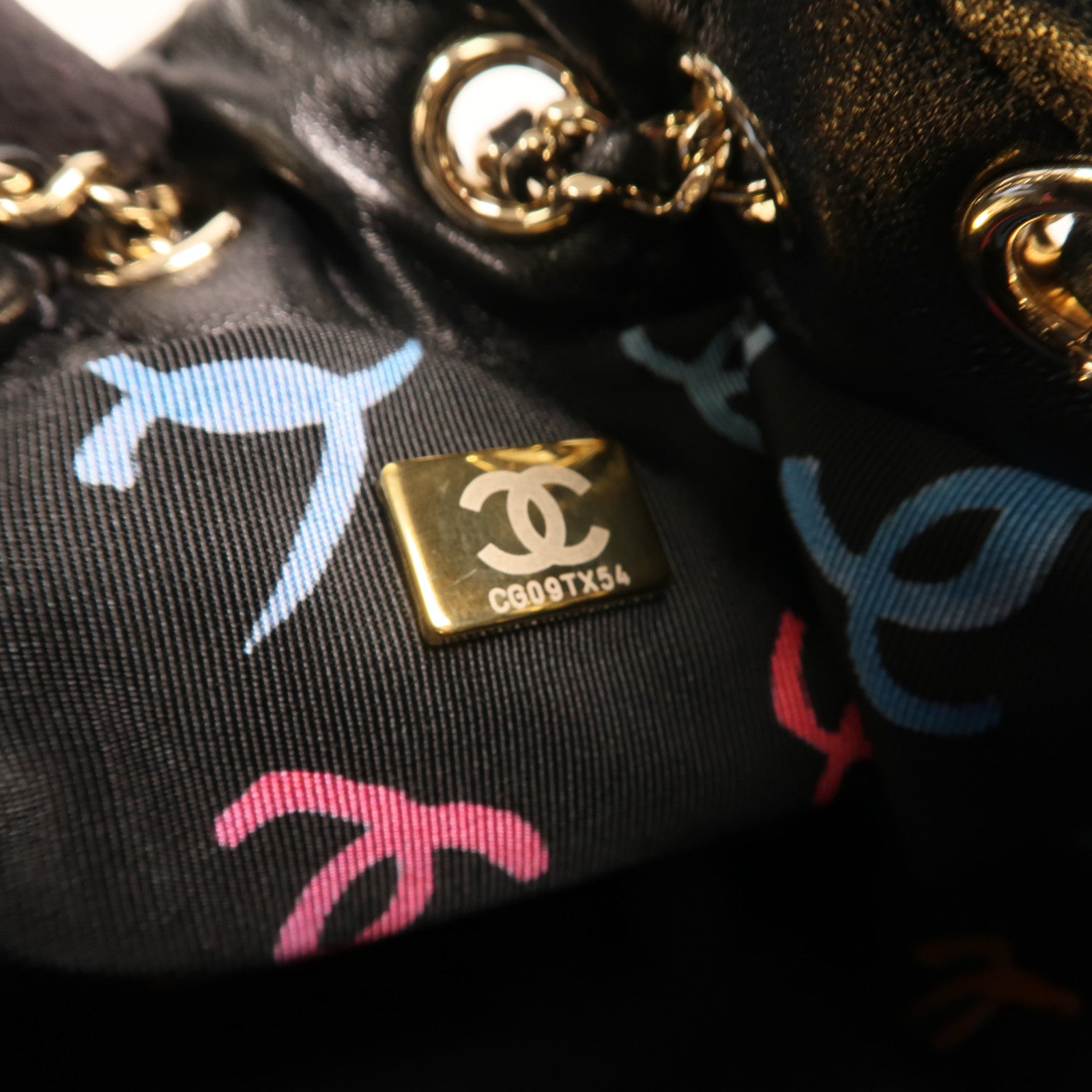 CHANEL 羊皮皮革Rucksack金扣鏈帶背包