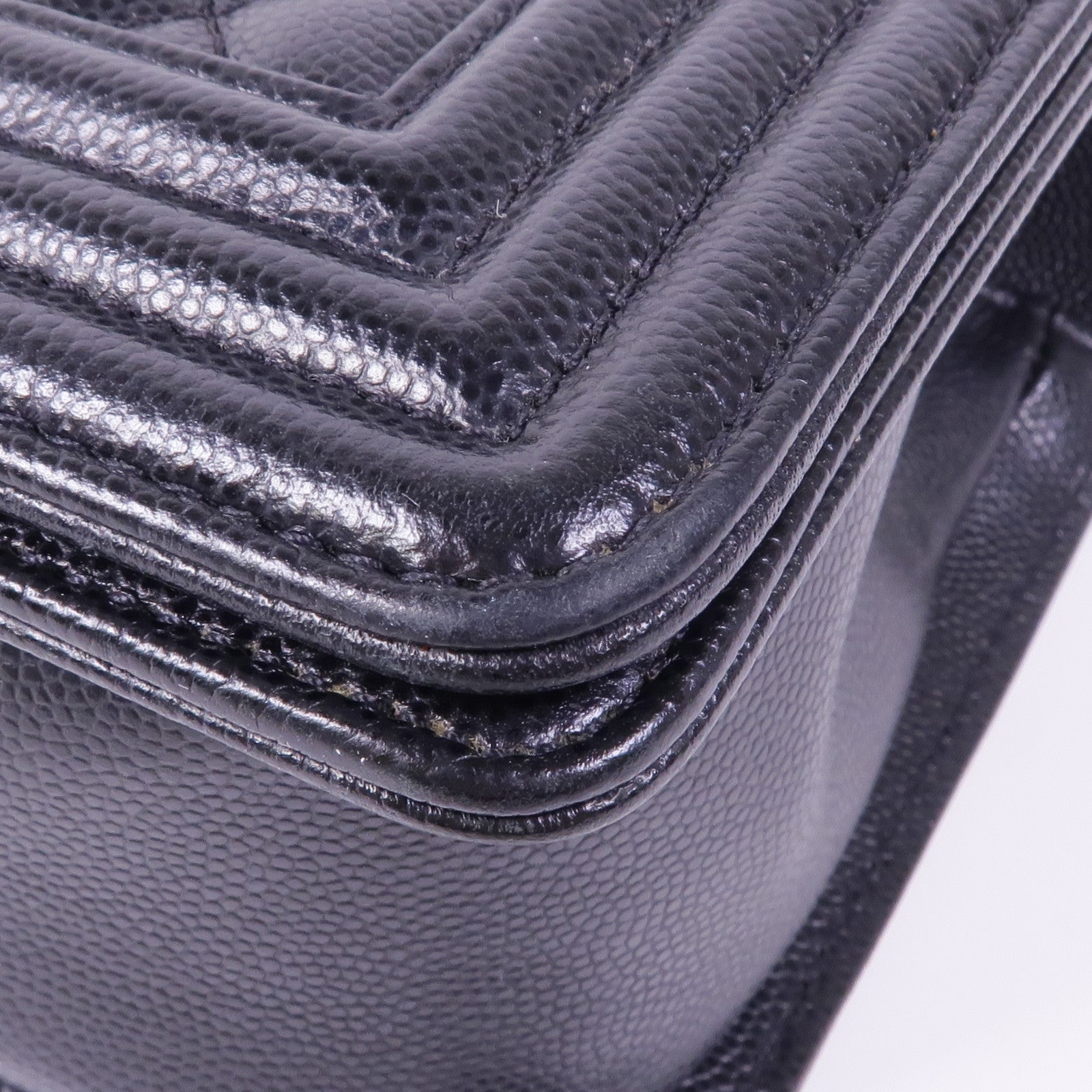 CHANEL 牛皮皮革Boy 25銀扣鏈帶肩背袋