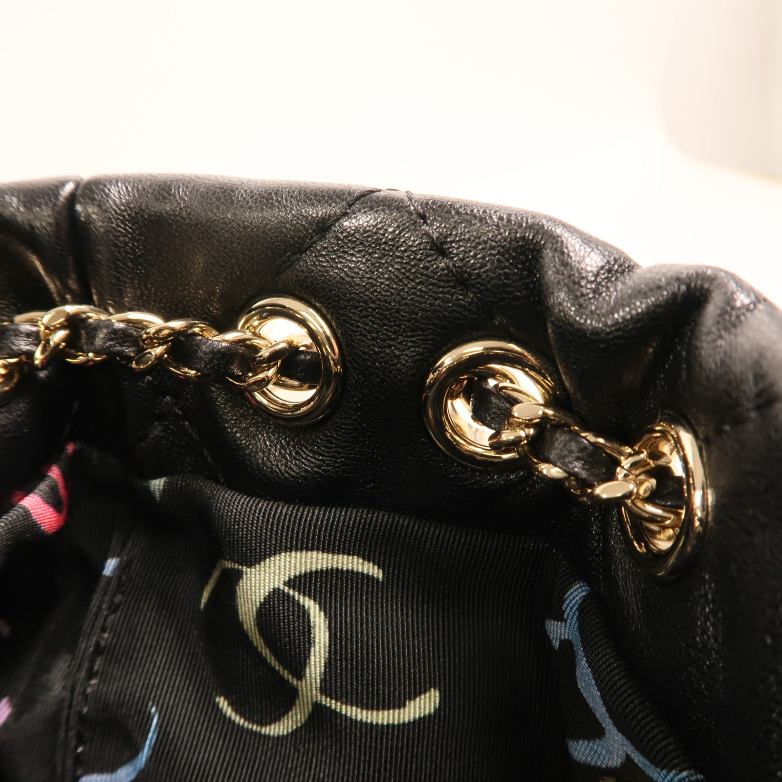 CHANEL 羊皮皮革Rucksack金扣鏈帶背包