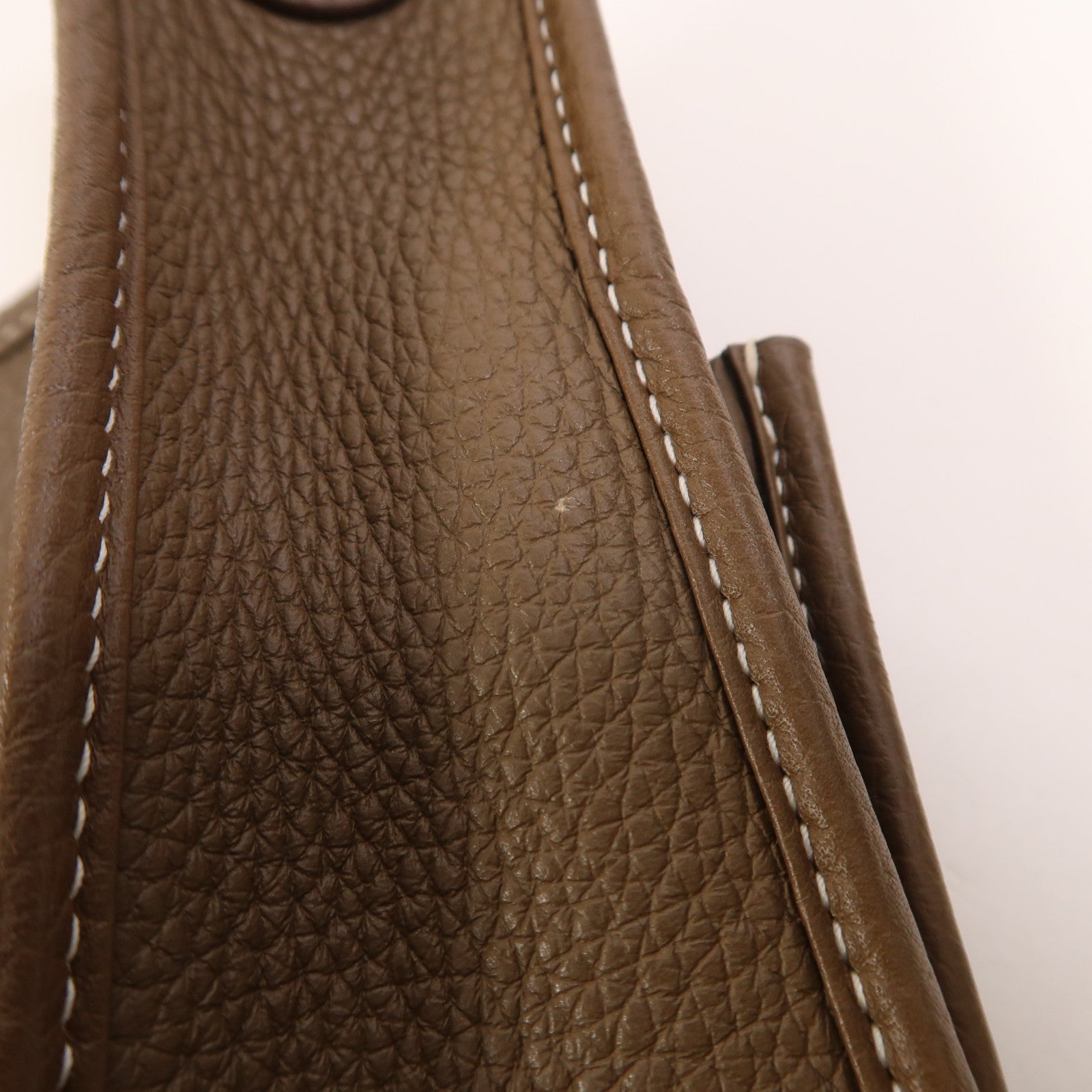 HERMES Clemence皮革Evelyne PM銀扣肩背袋Etoupe