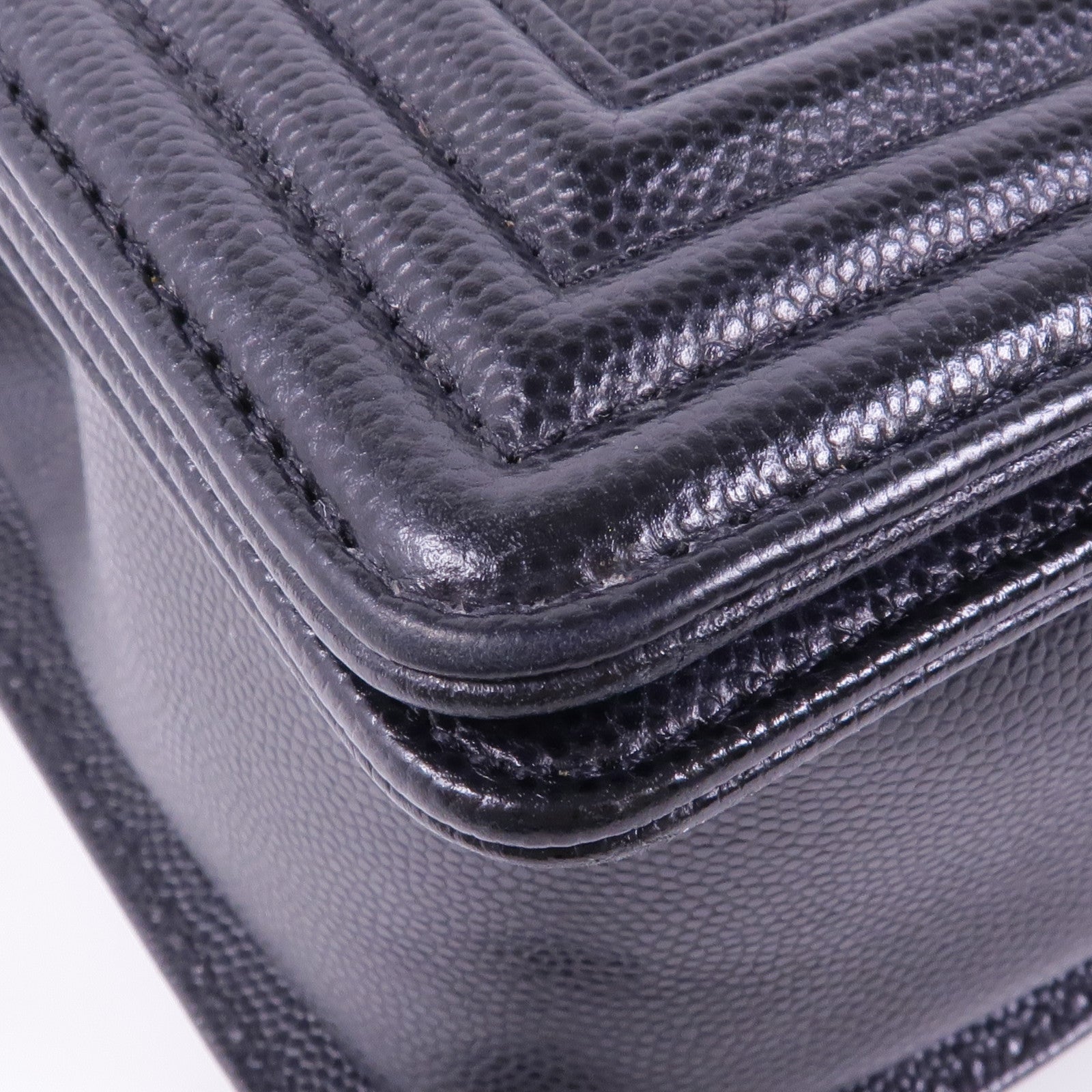 CHANEL 牛皮皮革Boy 25銀扣鏈帶肩背袋