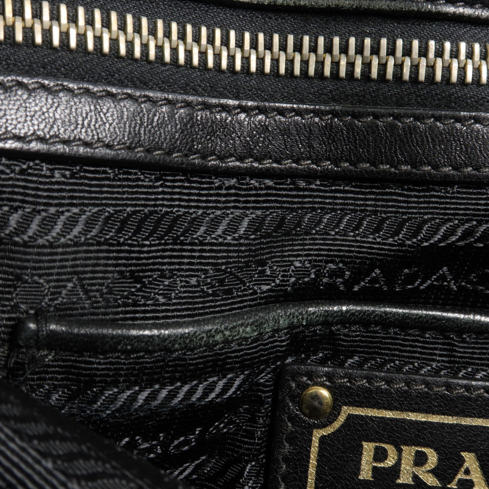 PRADA 尼龍Tessuto Gaufre 2 Way手挽肩背兩用袋